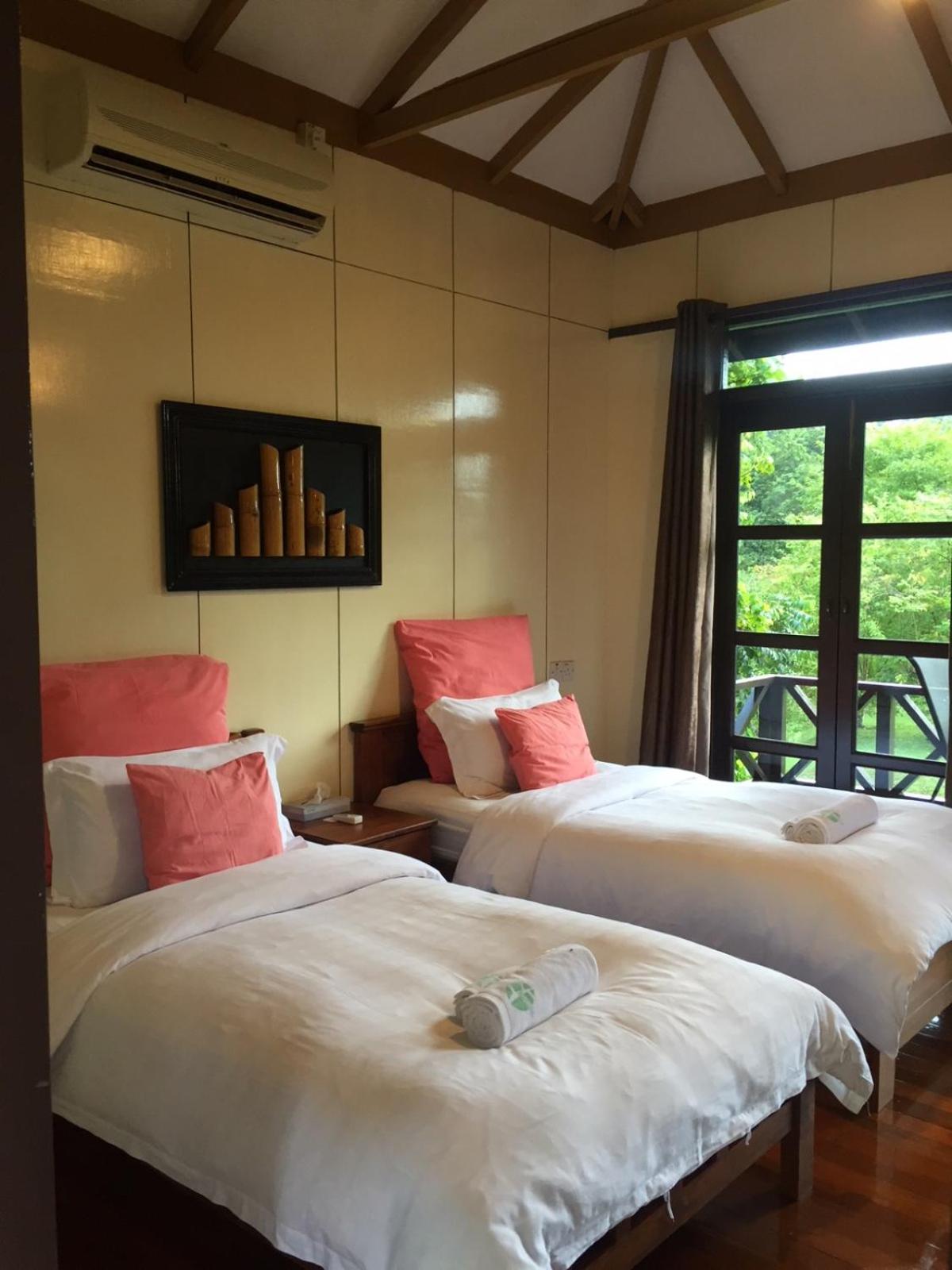 Standard Twin Chalet