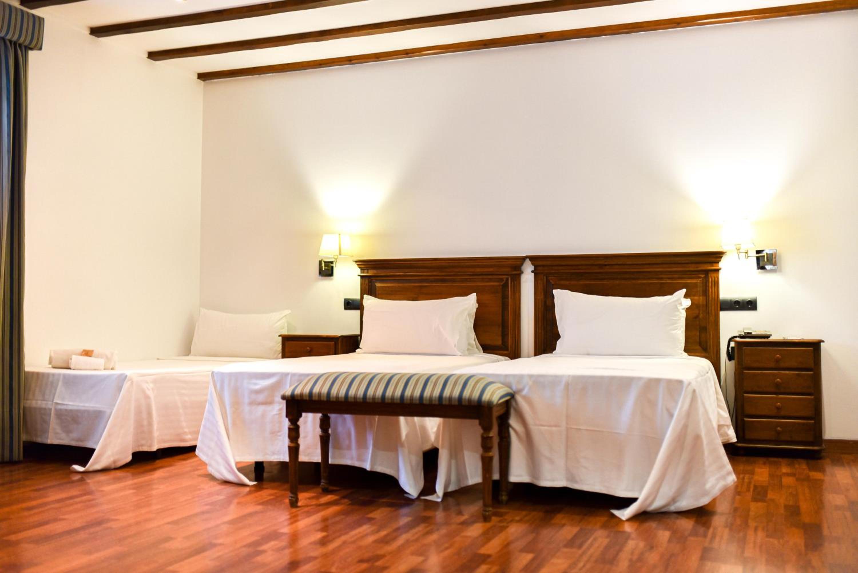 Triple Room (2 Adults + 1 Child)