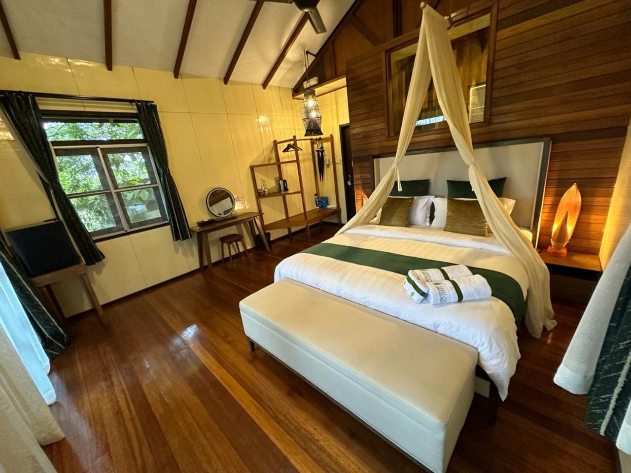 Deluxe Double Chalet