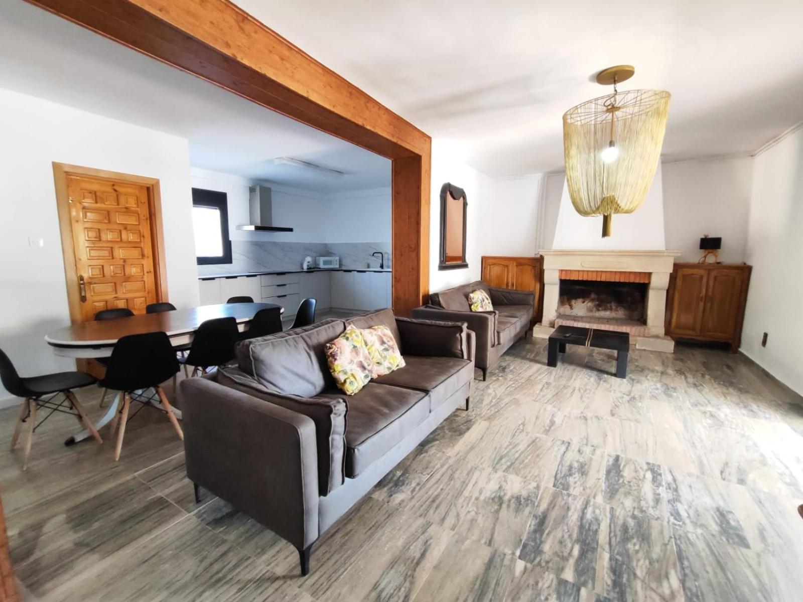 Casa de cinco habitaciones