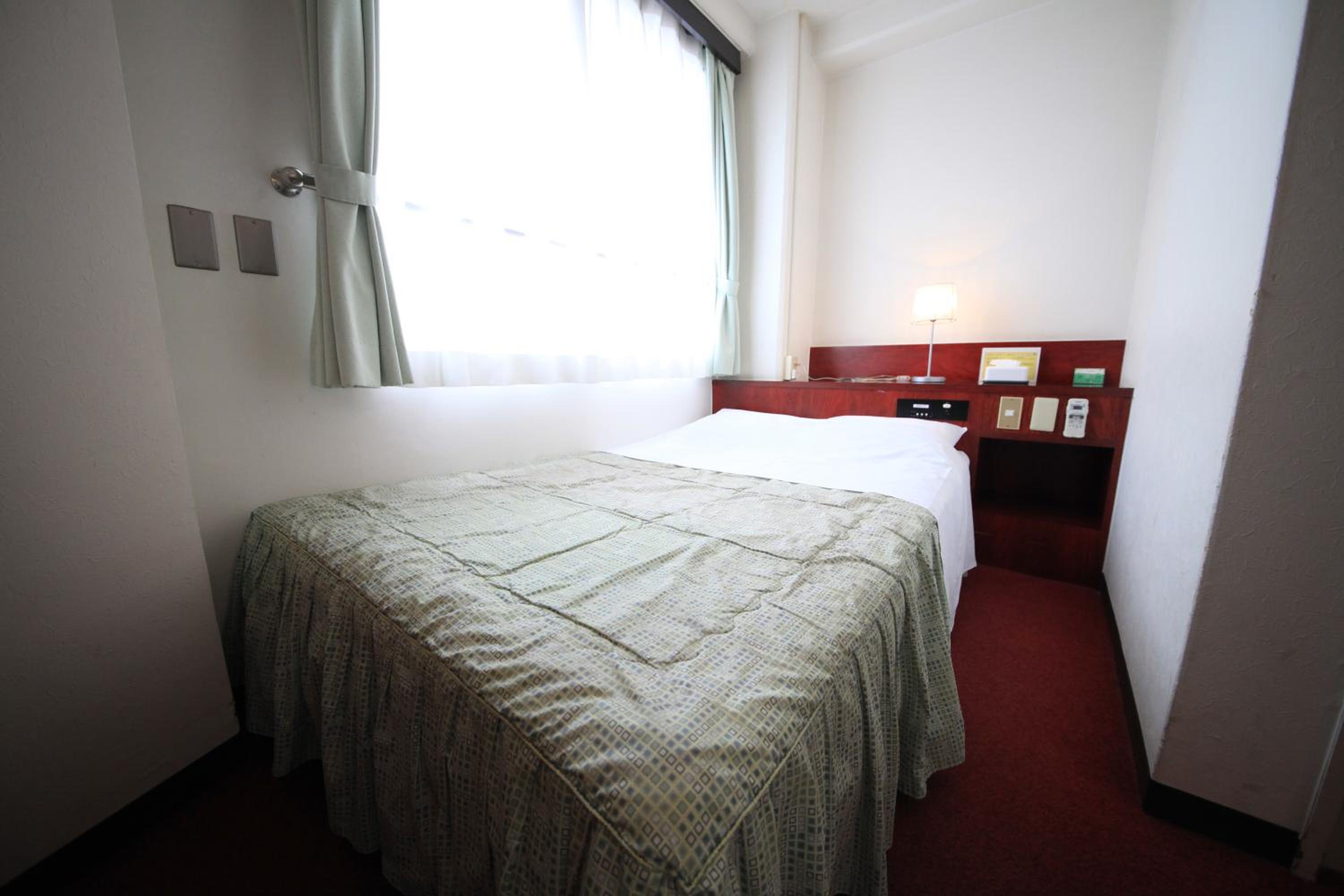 Single Room - Non-Smoking photo 2
