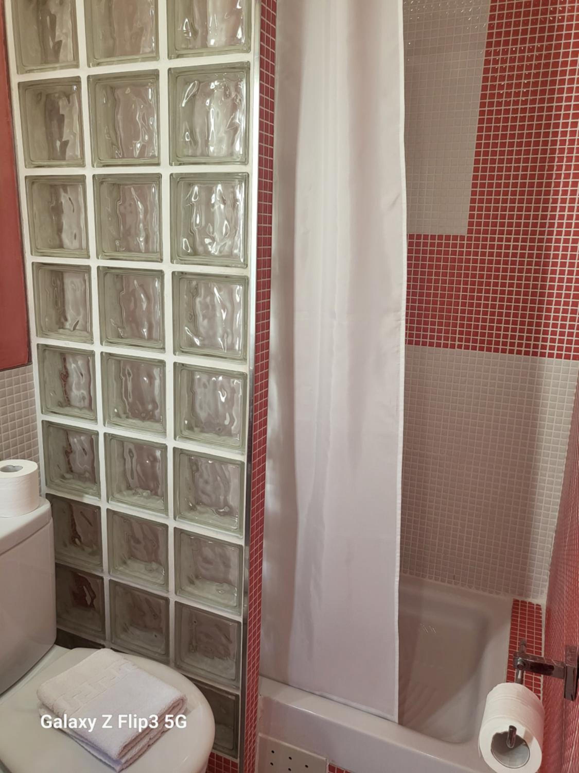 Double Room - Photo 35