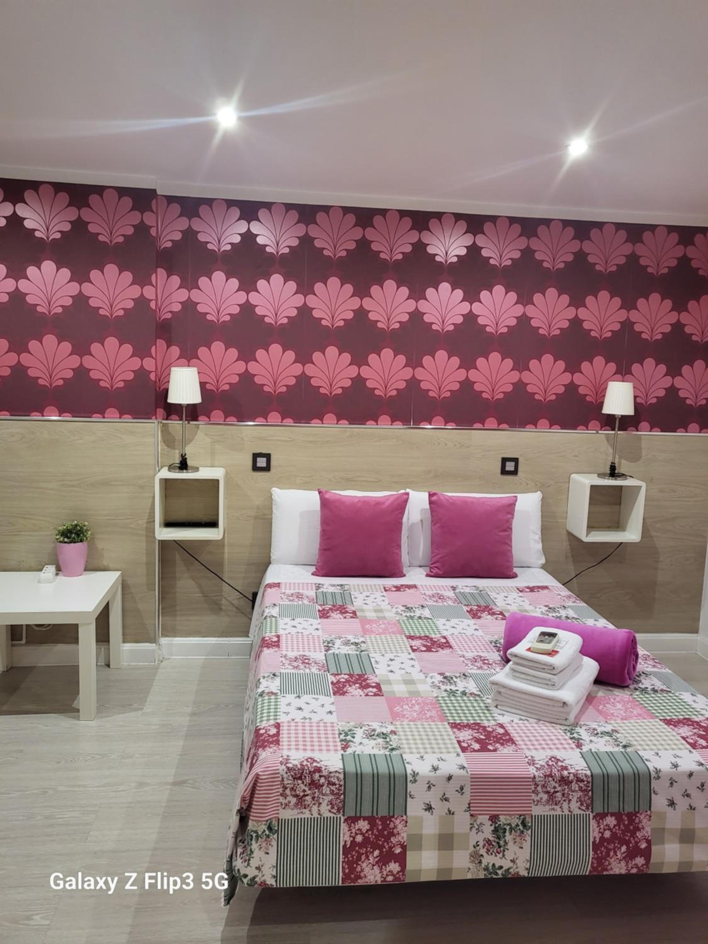 Garret Double Room - Photo 20