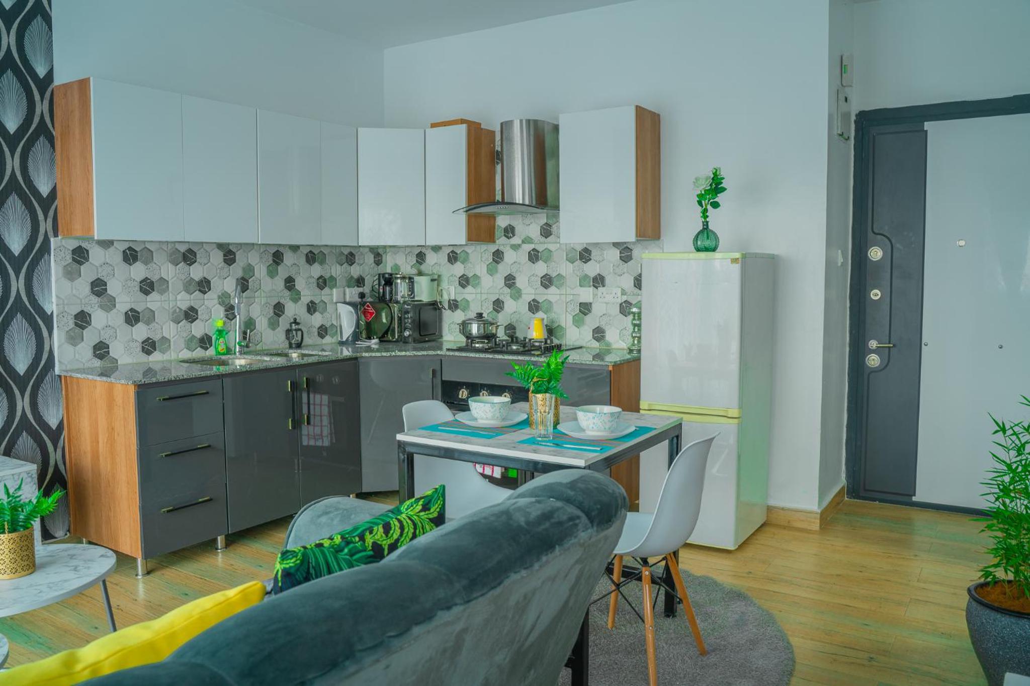 Studio with Balcony - Photo 8