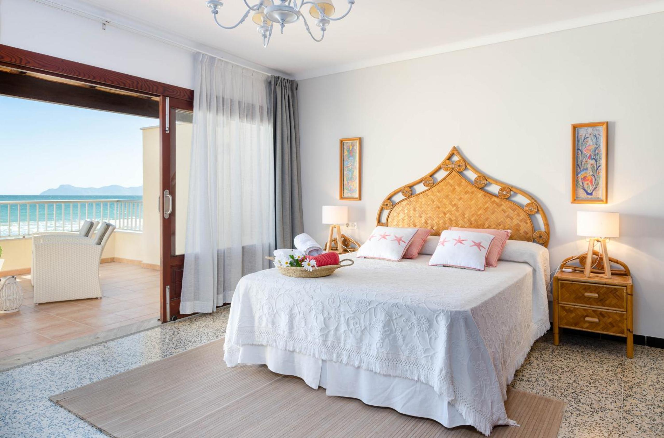 Apartment with Sea View photo 3