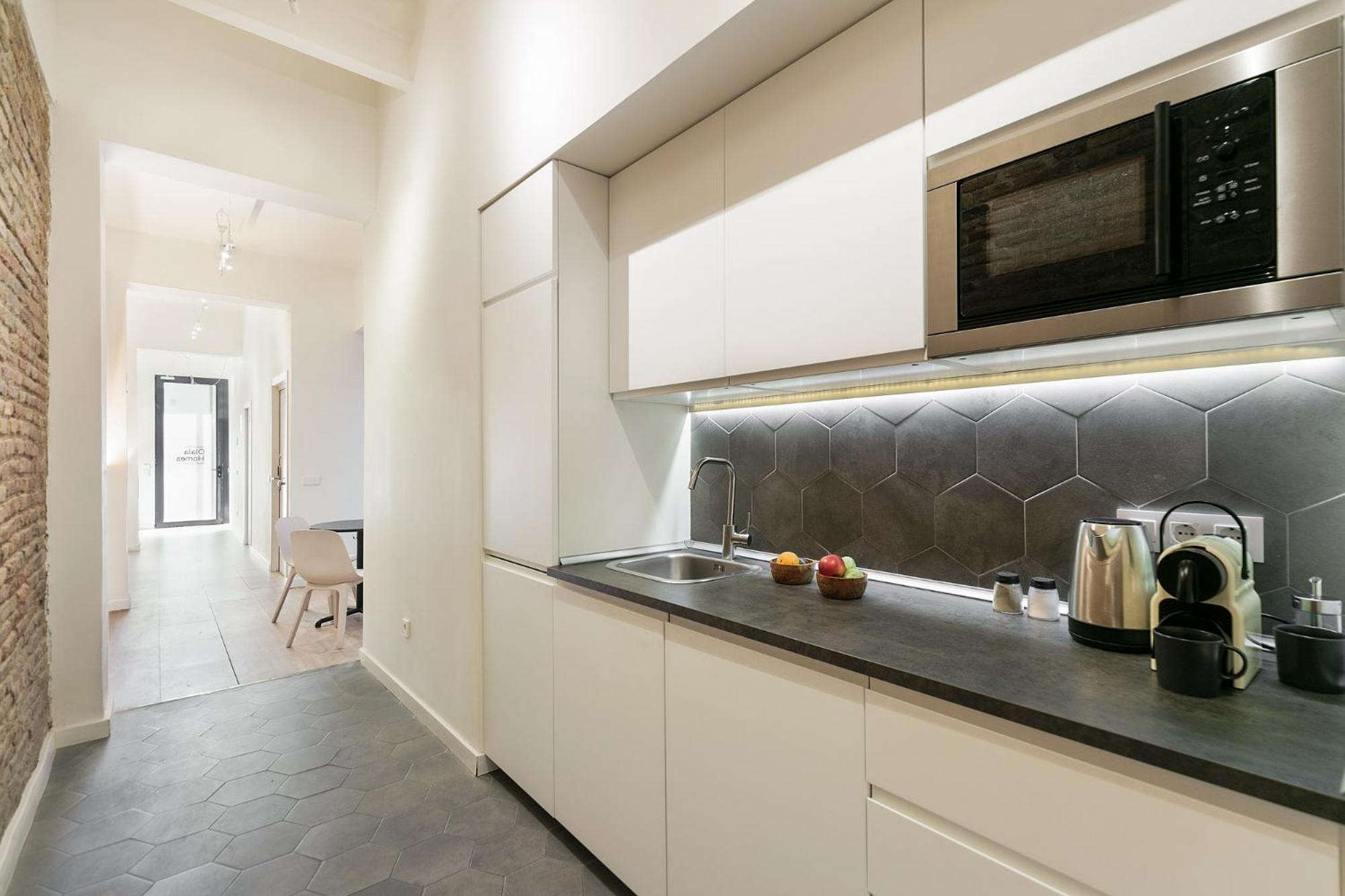 Double Room - Photo 11