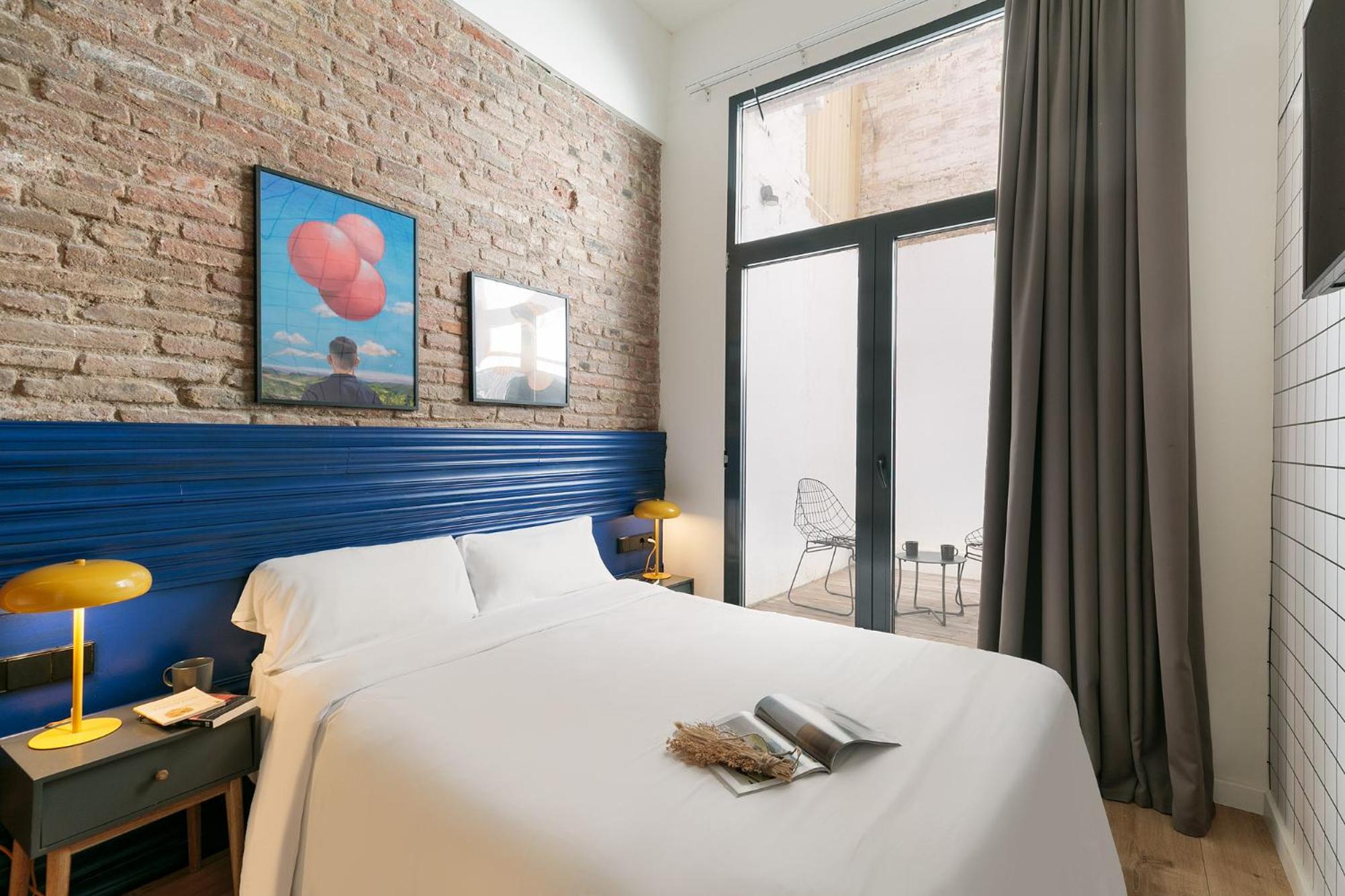 Double Room with Patio - Photo 1