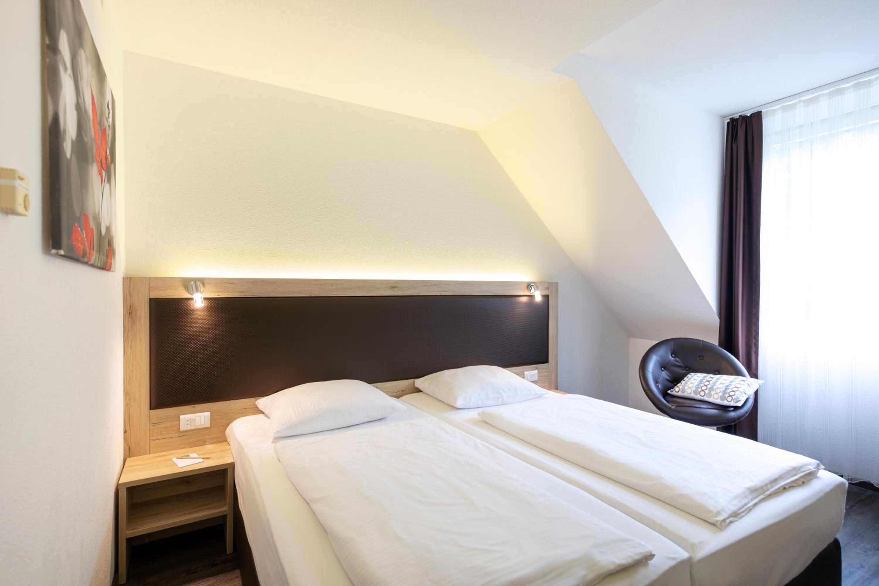 Superior Double Room - Photo 8