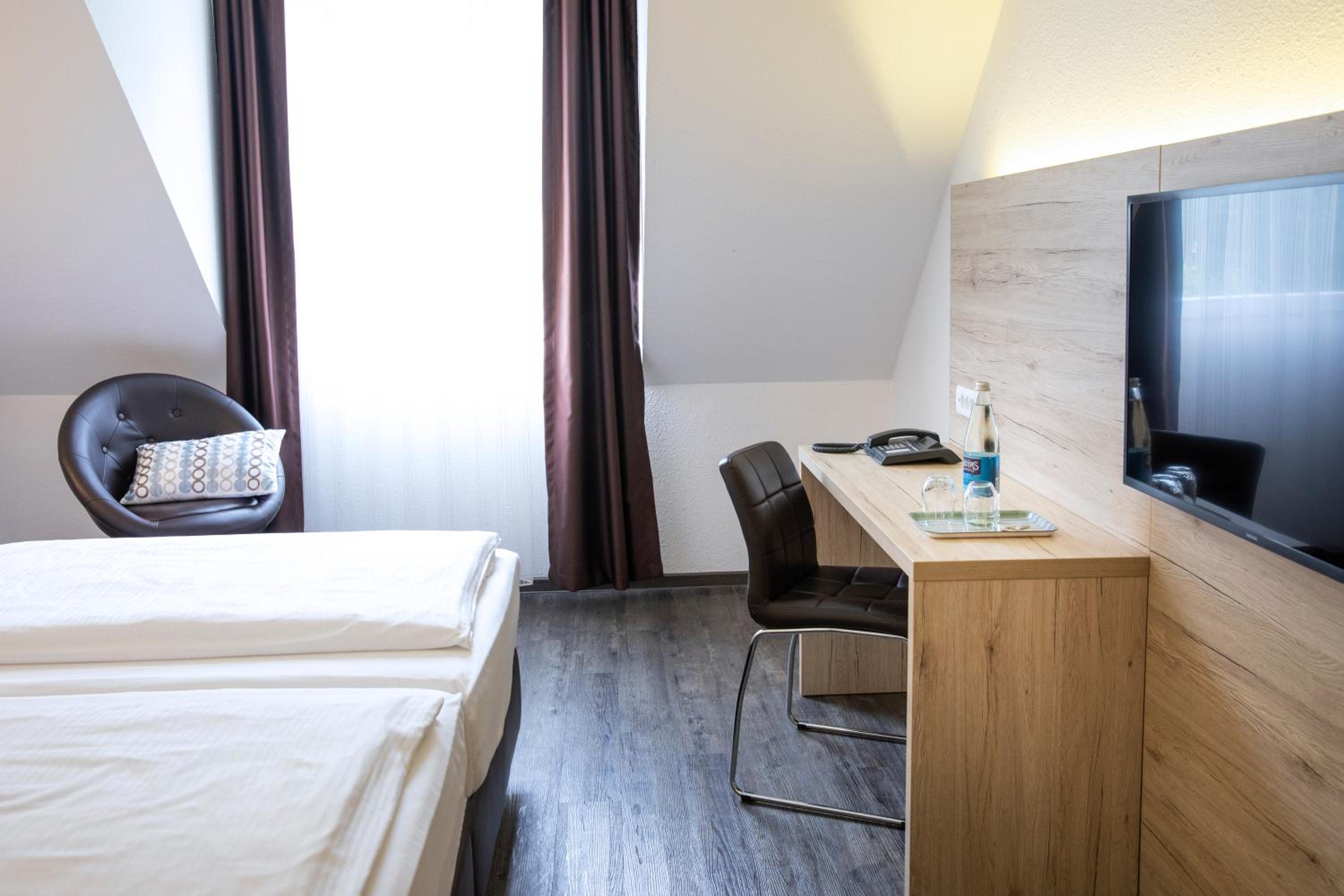 Superior Double Room - Photo 2