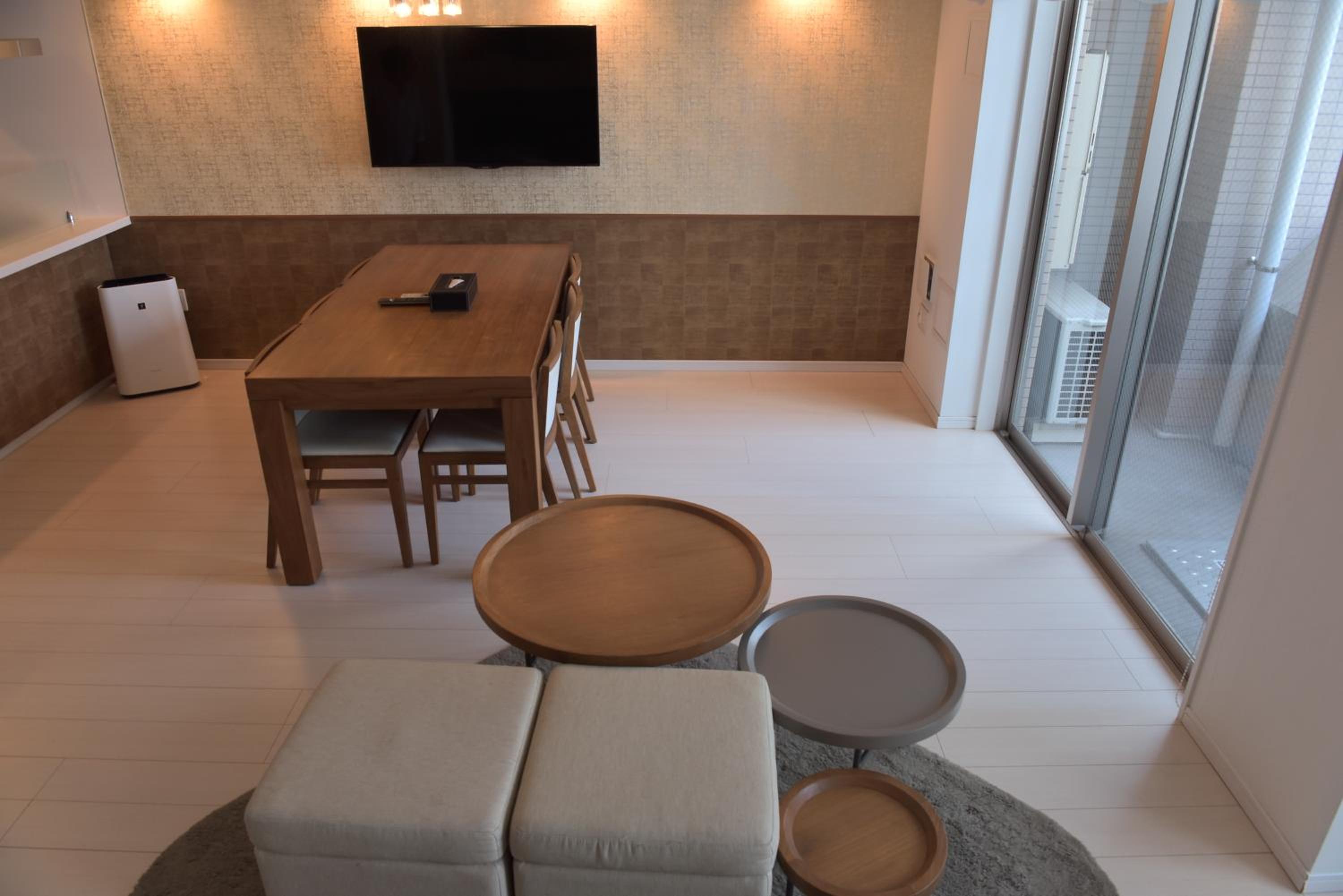 Quadruple Room with Dining Room photo 3
