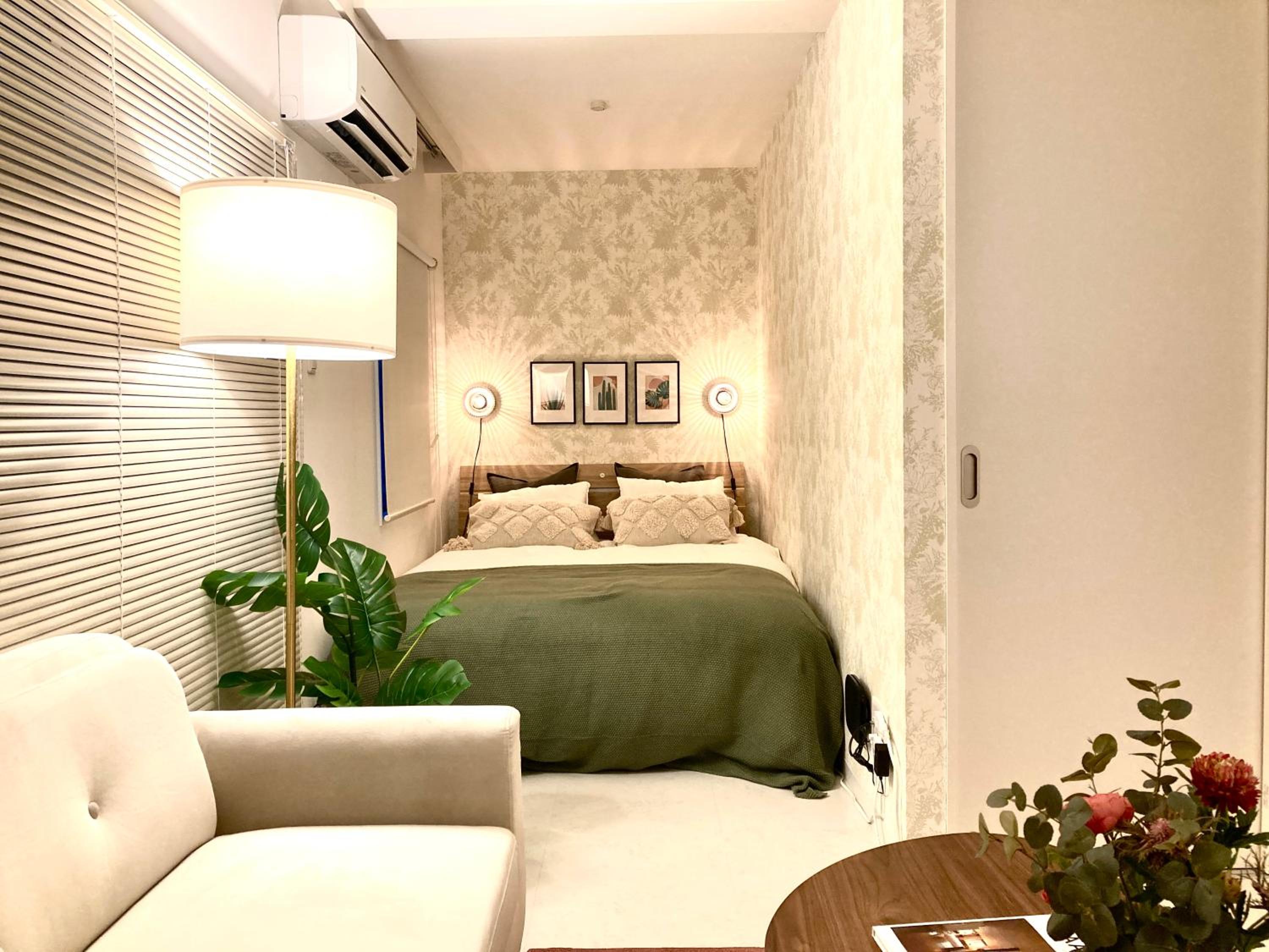 One-Bedroom Apartment photo 2