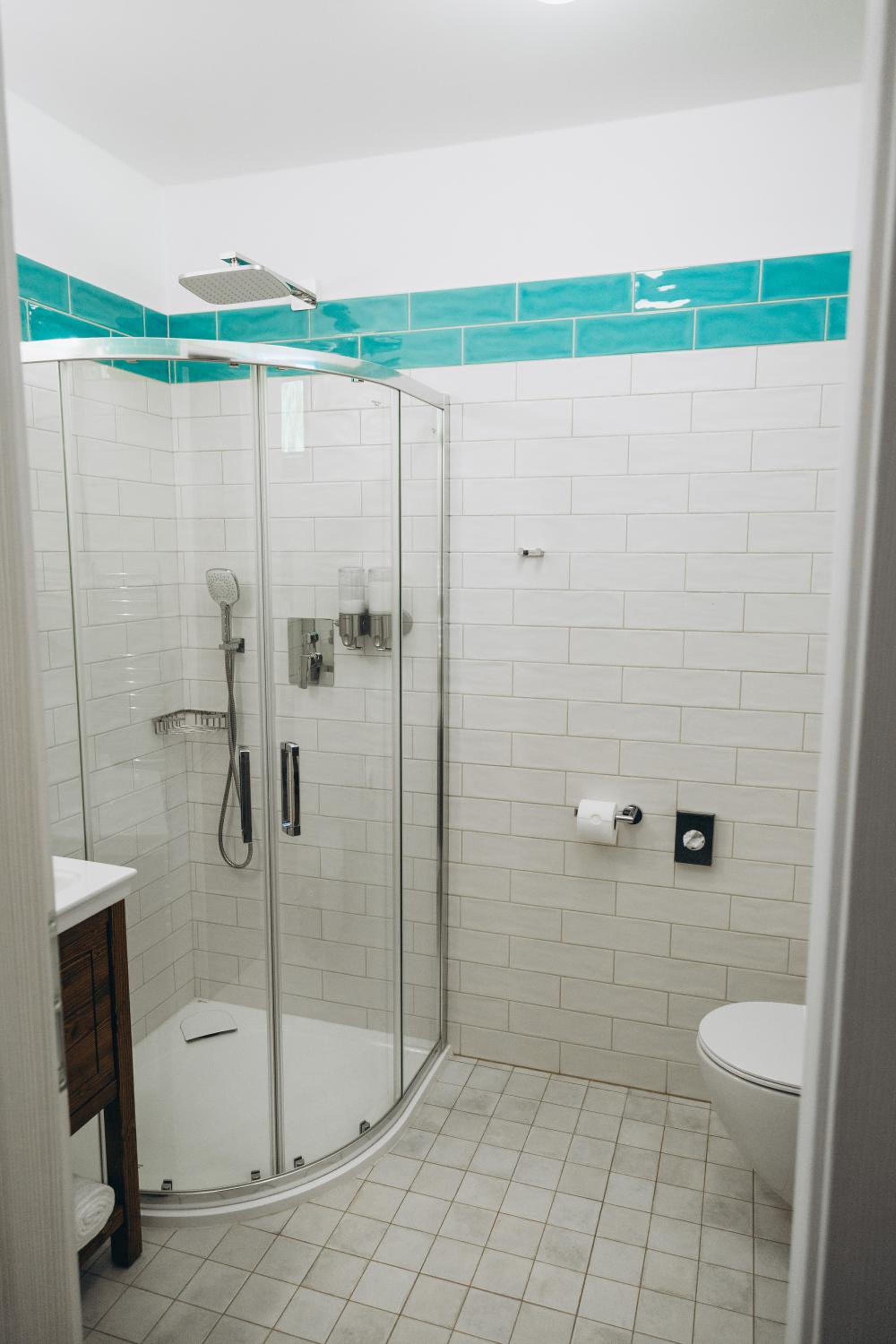 Double or Twin Room - Photo 2