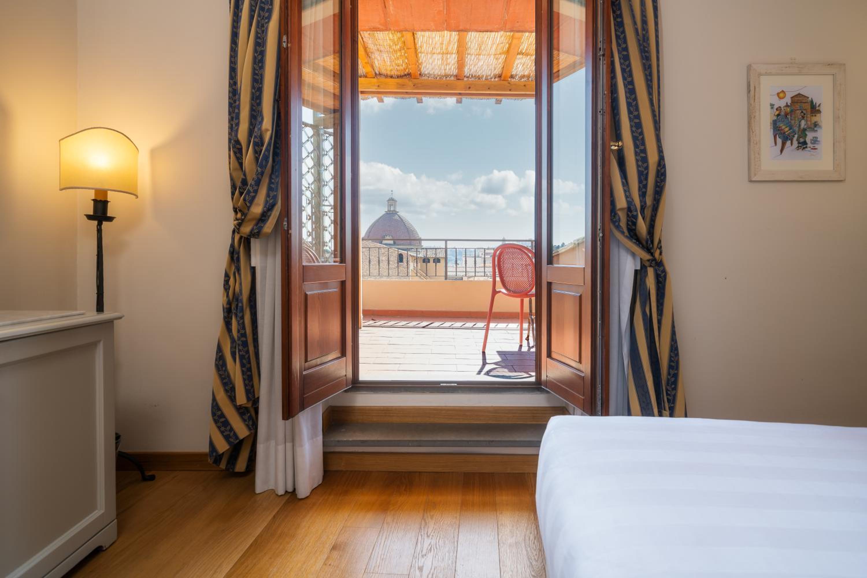 Double or Twin Room with Garden View photo 3