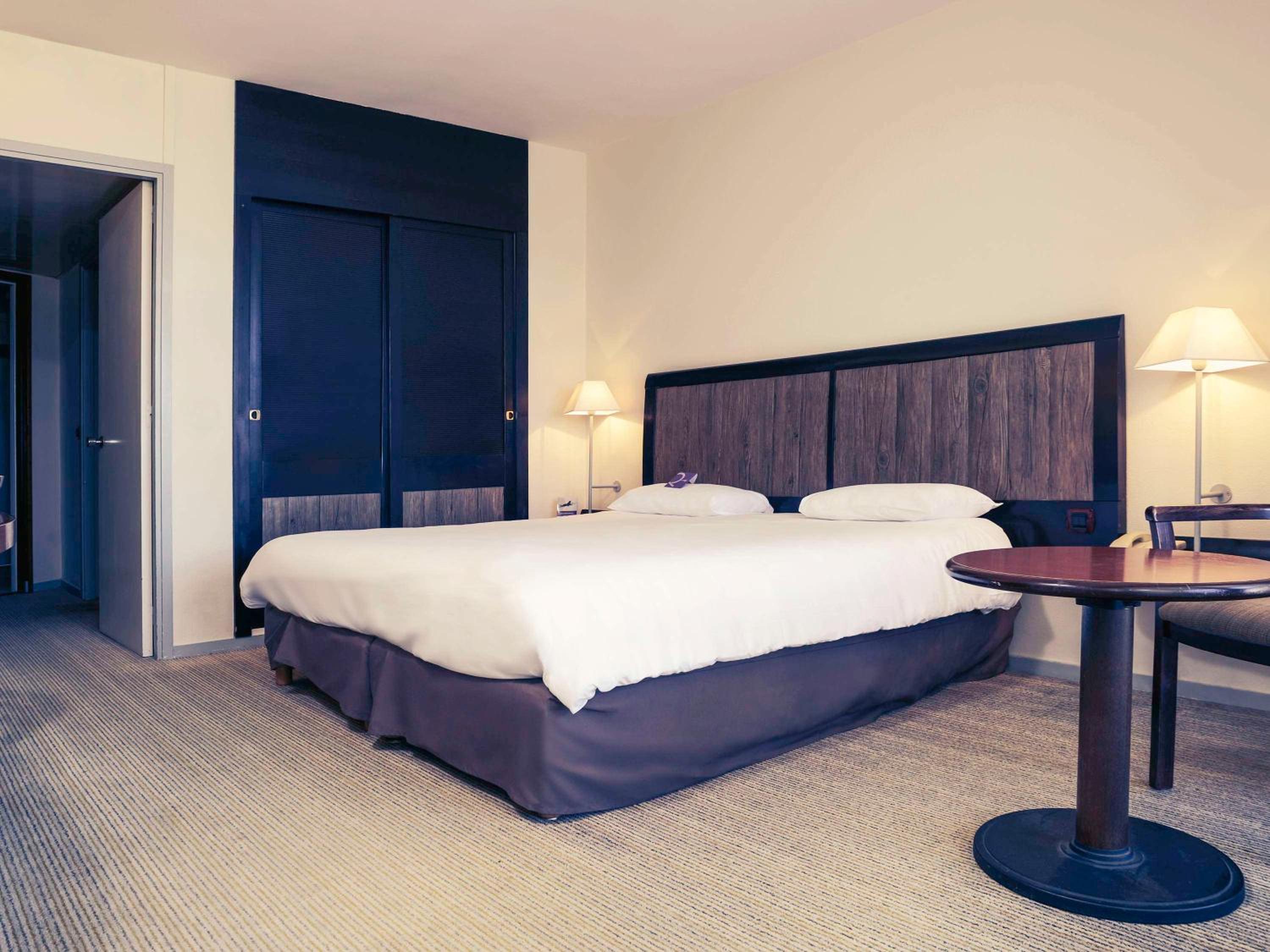 Classic Double Room with Harbor View - Photo 6