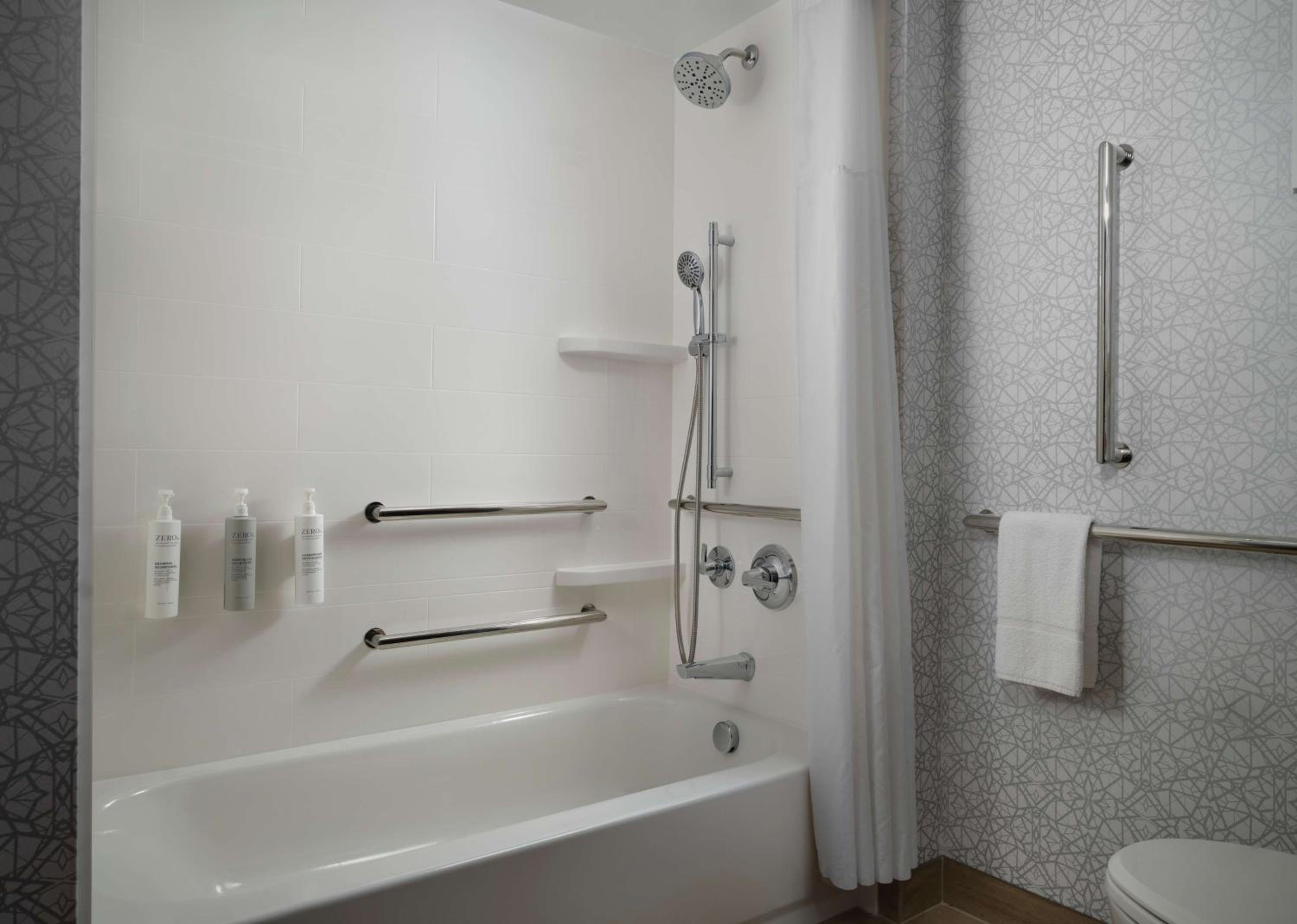 Queen Room with Two Queen Beds - Mobility and Hearing Access/Non-Smoking - Photo 2