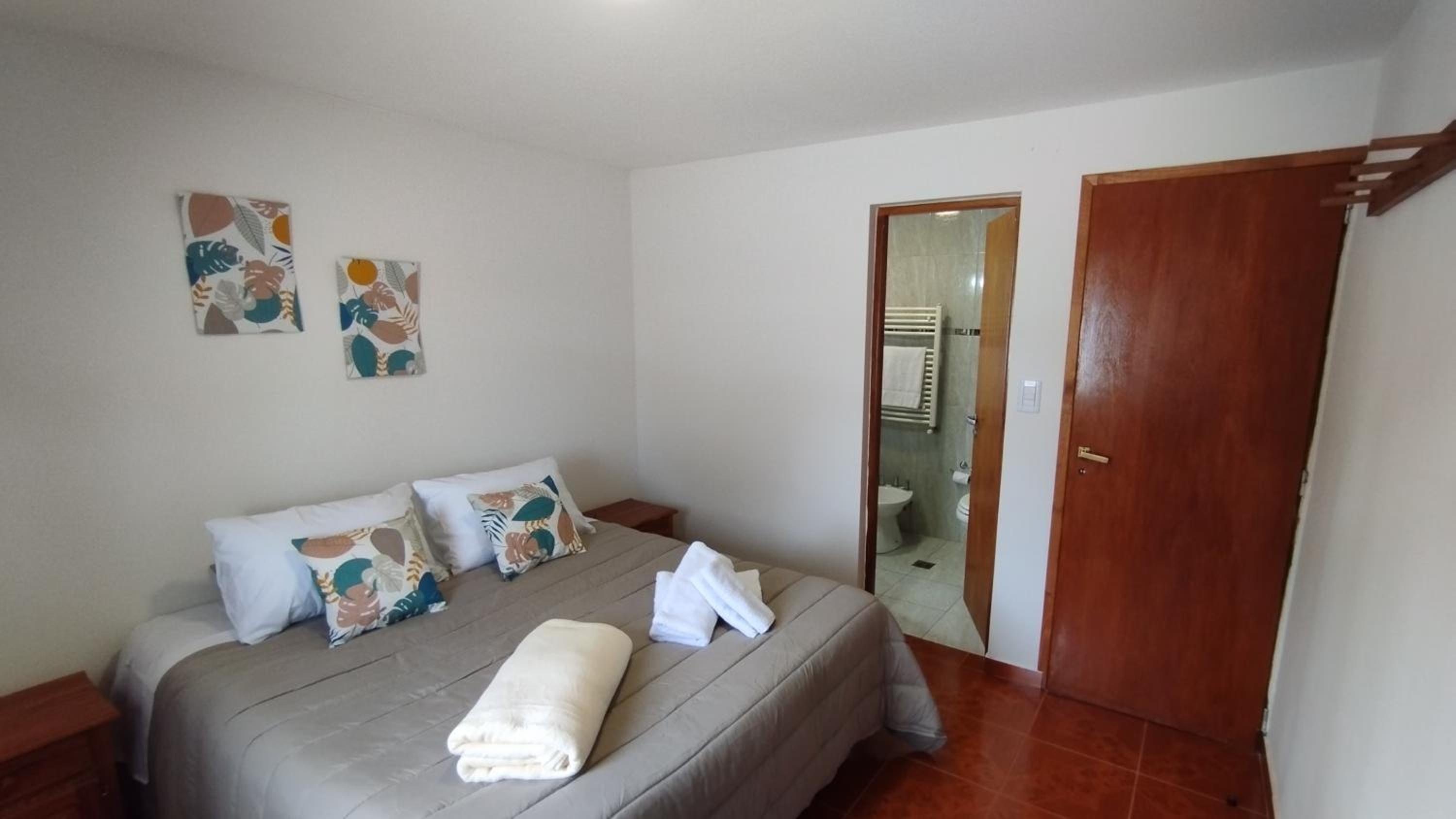Double Room with Private Bathroom photo 1
