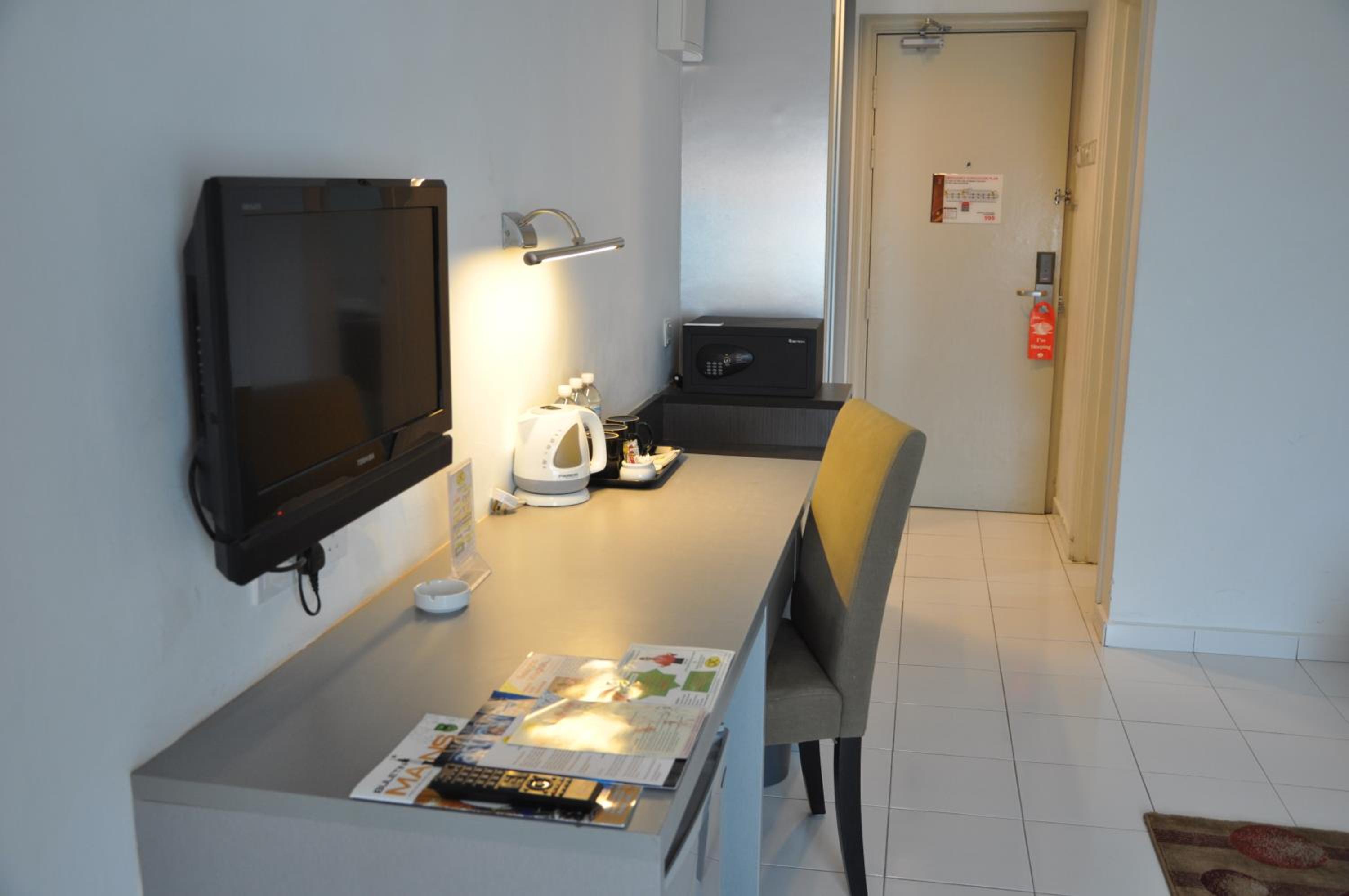 Superior Twin Room - Photo 8