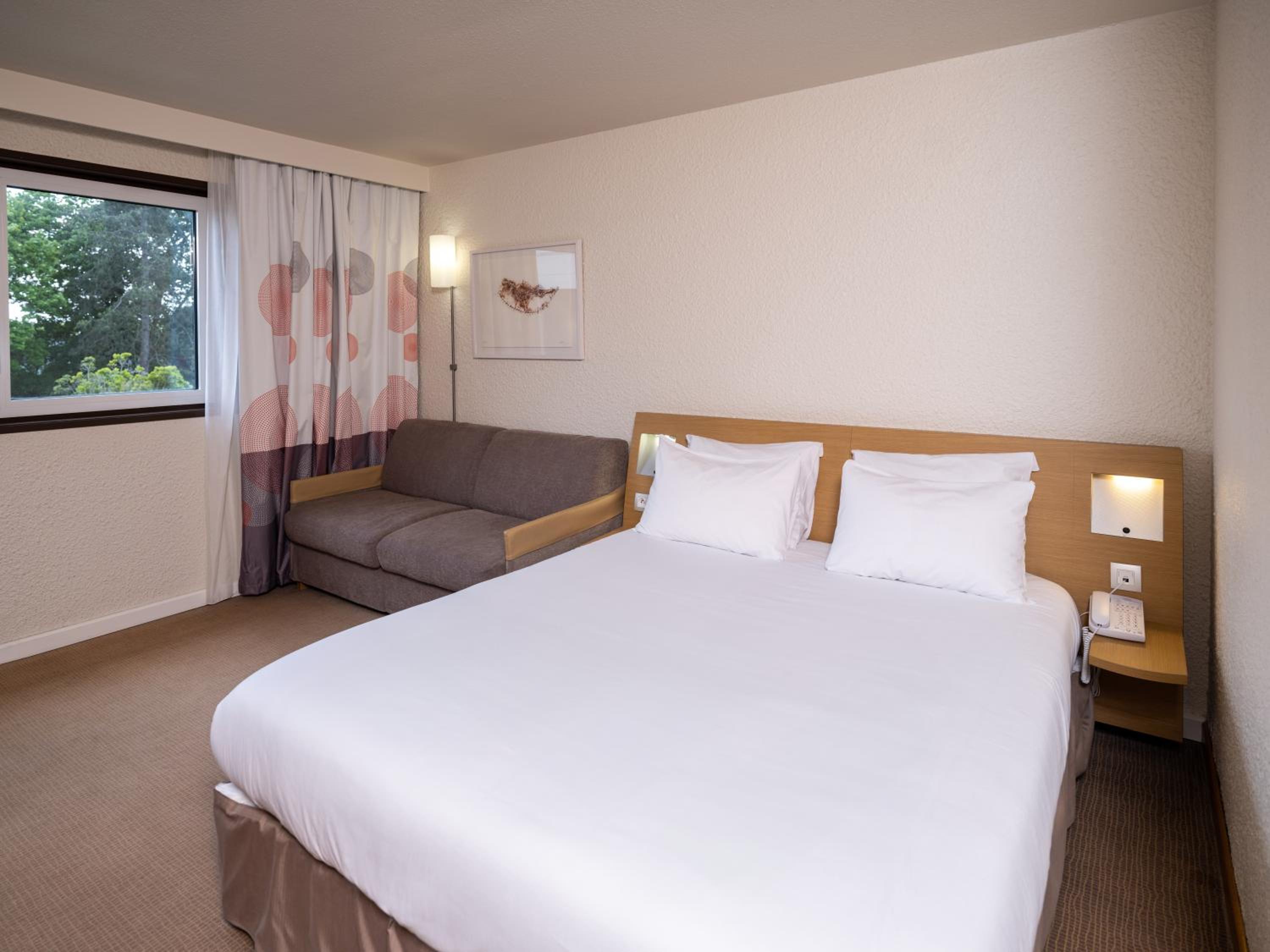Classic Double Room with Sofa Bed - Photo 2