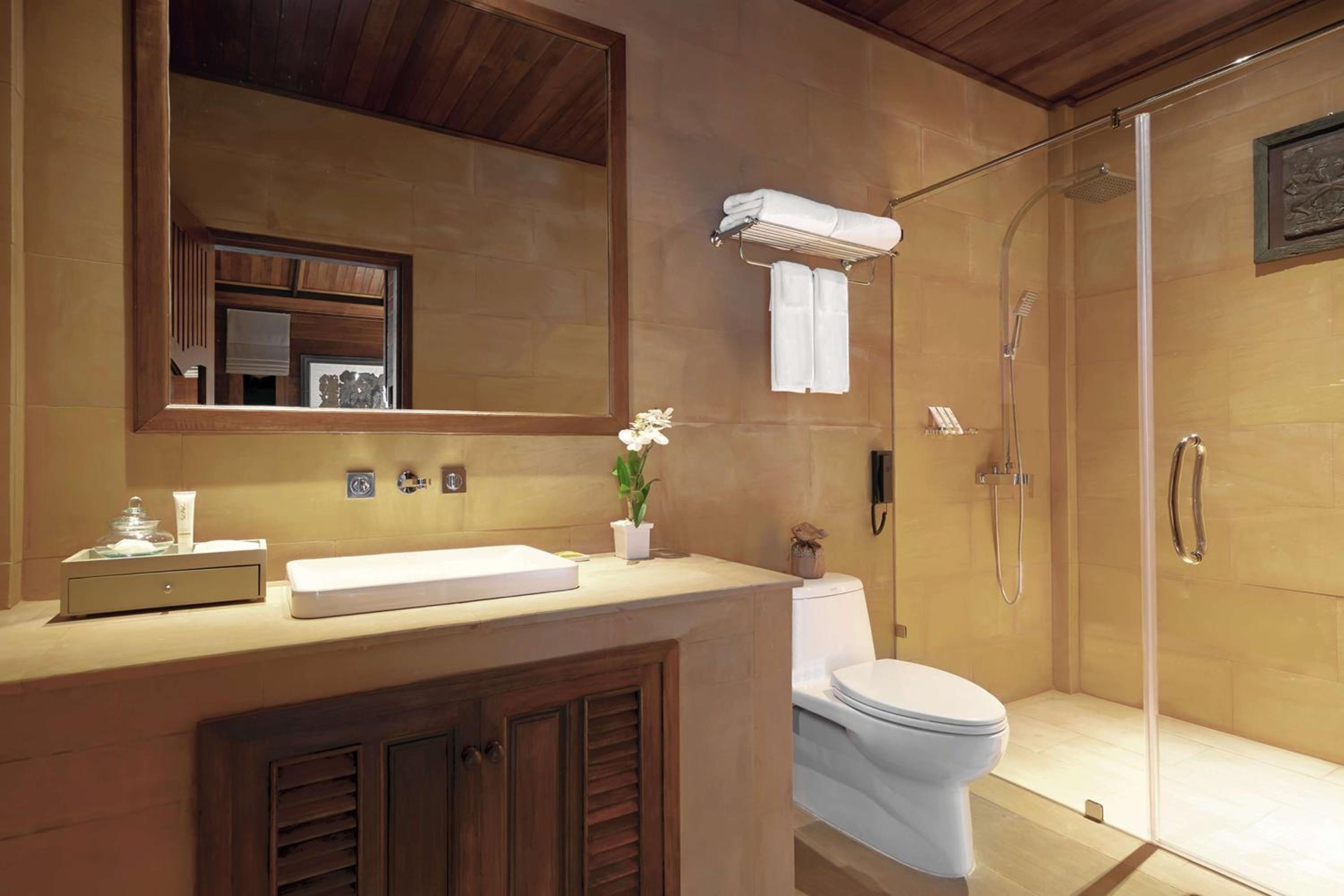 Spa Villa thumbnail 5