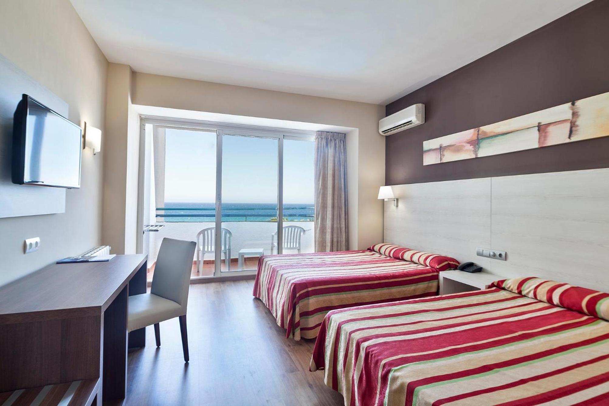 Habitación Doble Estándar (2 adultos + 1 niño)