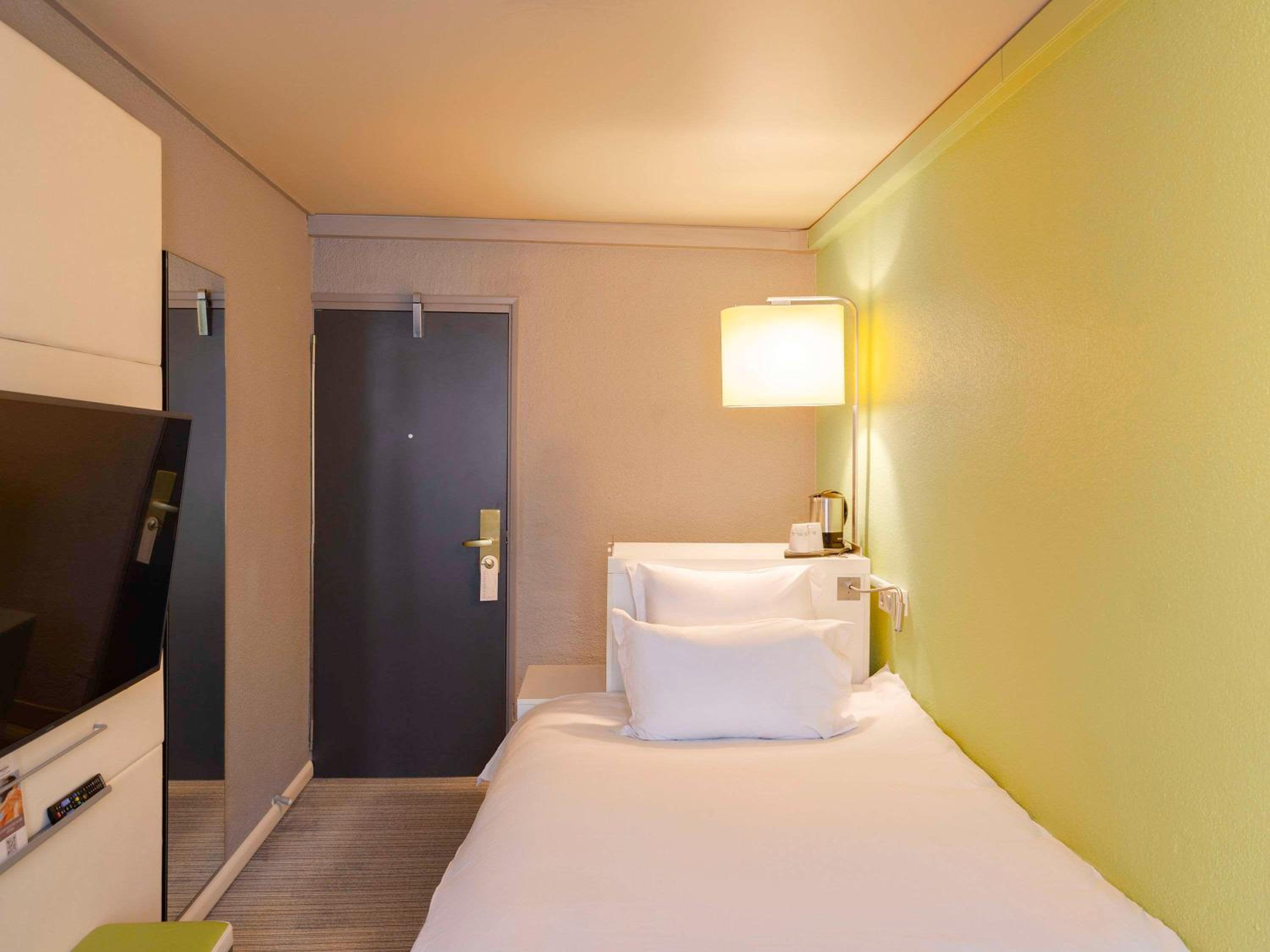 Classic Single Room - Photo 15