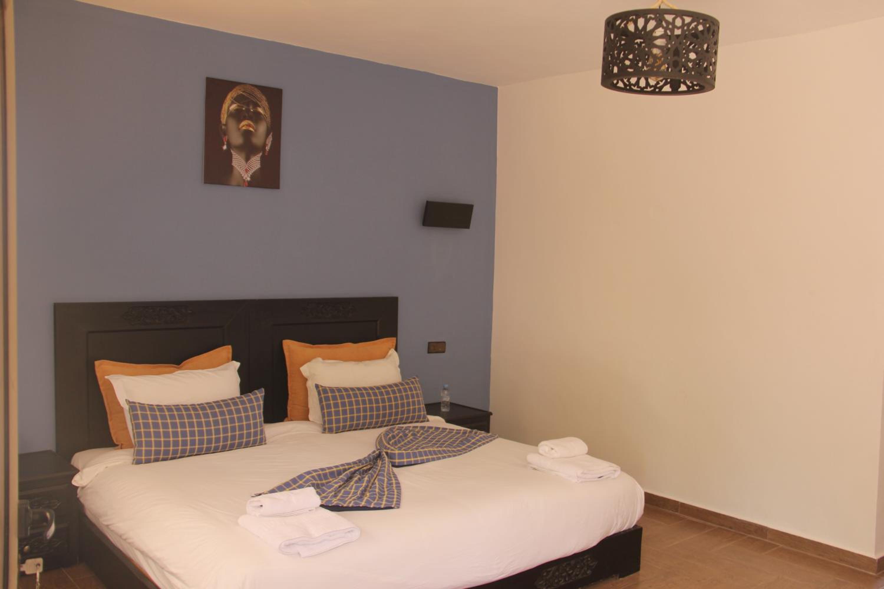 Deluxe Bungalow - Photo 2