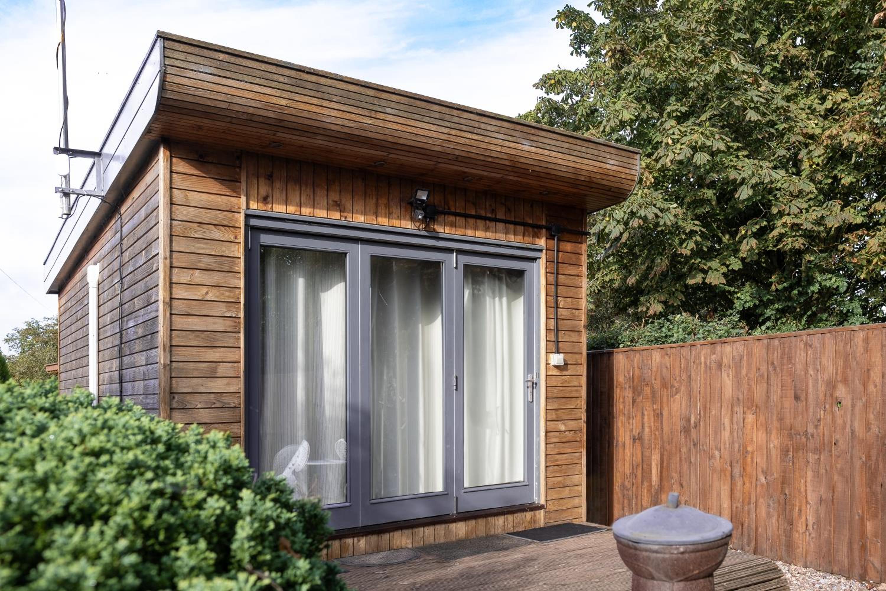 Double Room with Garden View - Photo 2