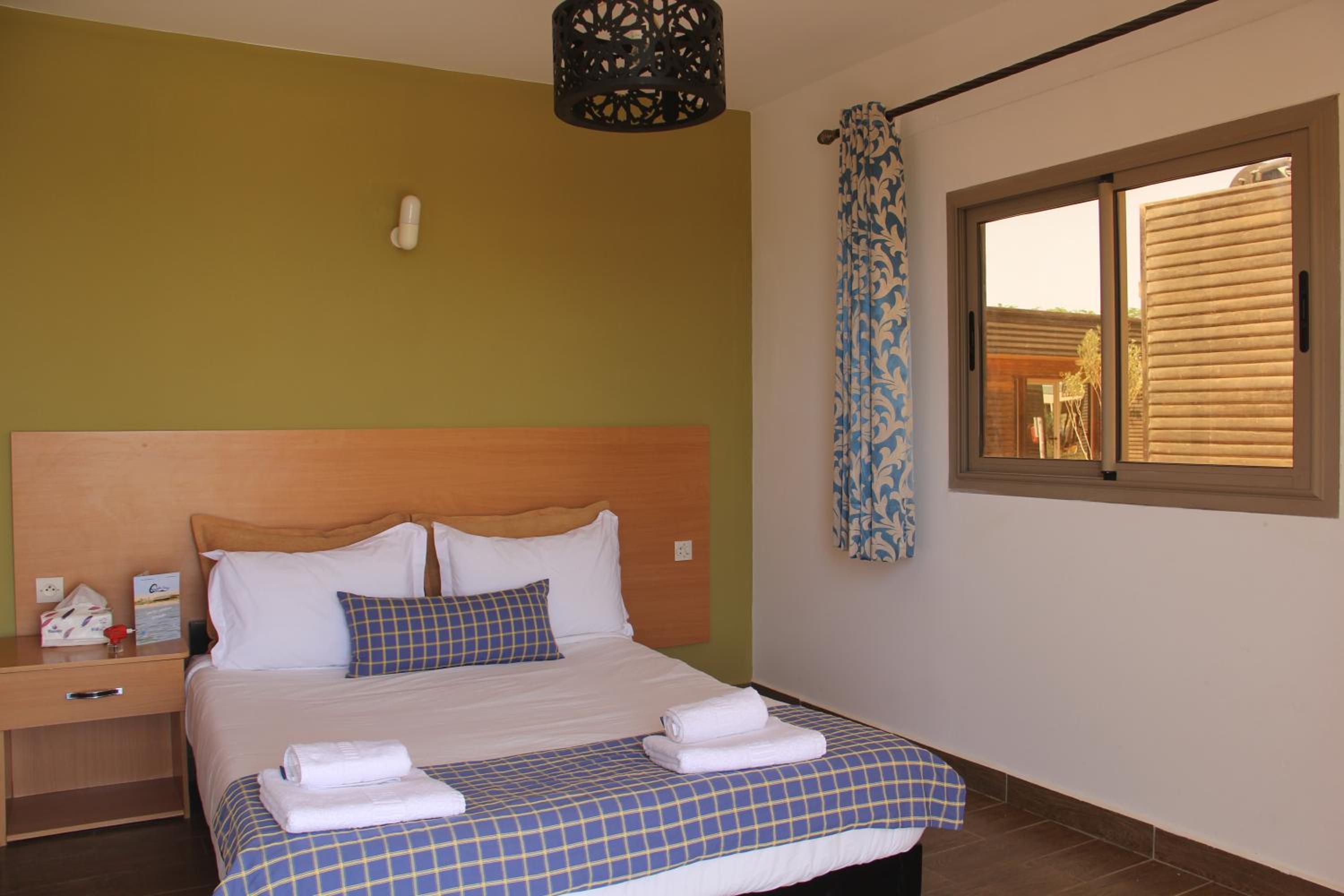 Bungalow with Sea View - Photo 11