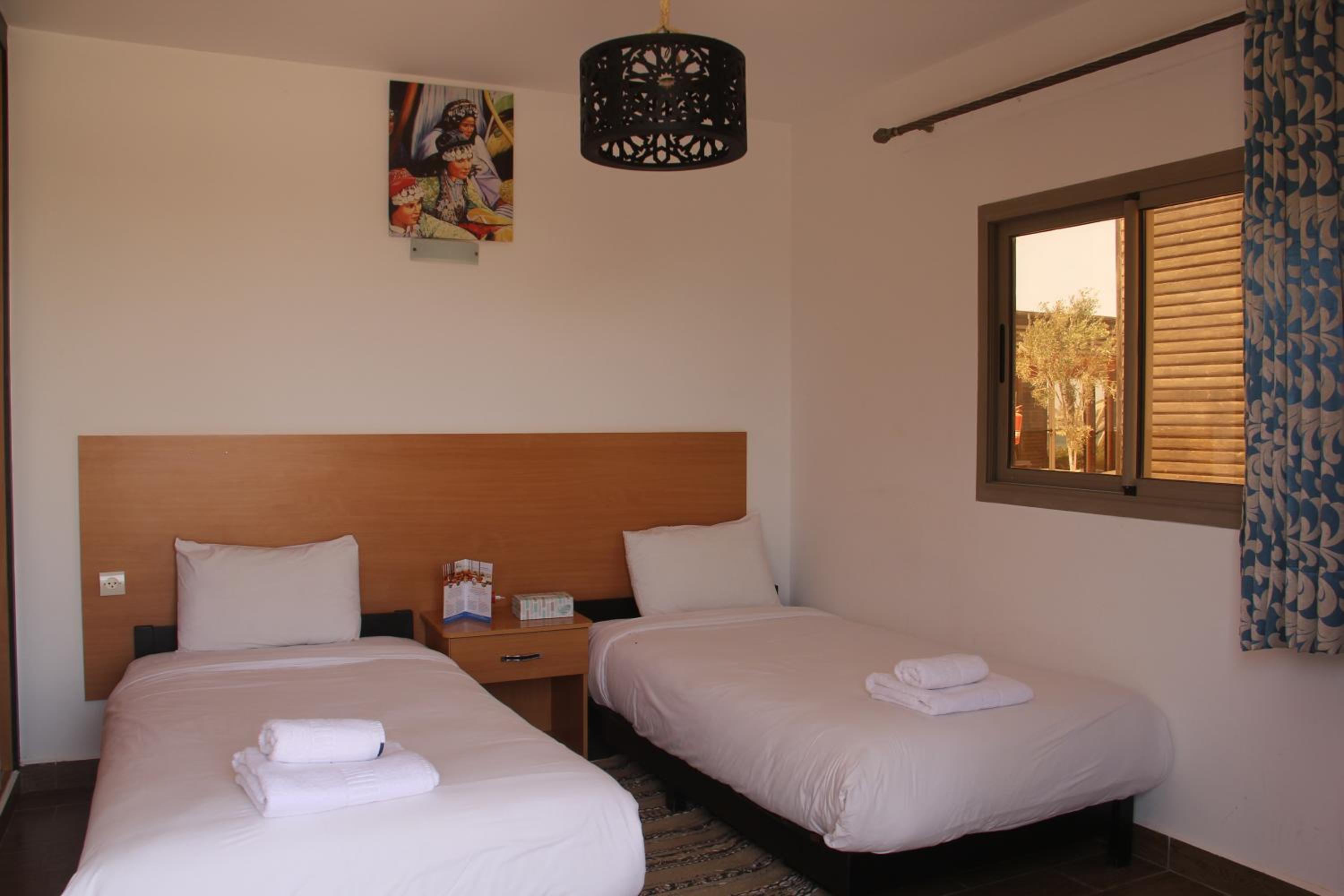 Bungalow with Sea View - Photo 2