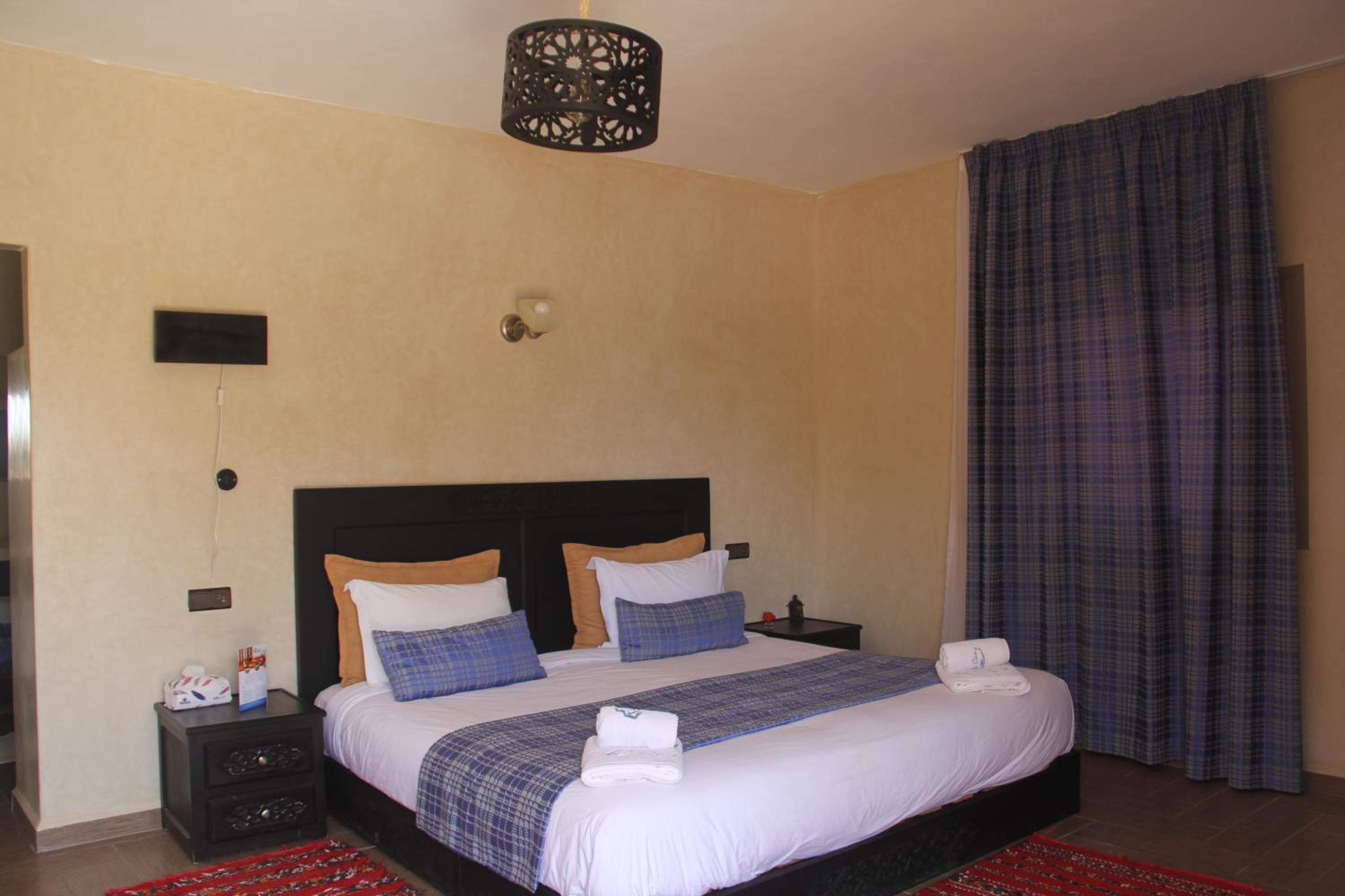 Deluxe Suite - Photo 10
