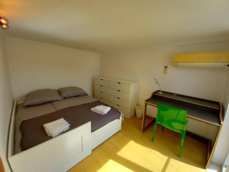 Three-Bedroom House photo 1