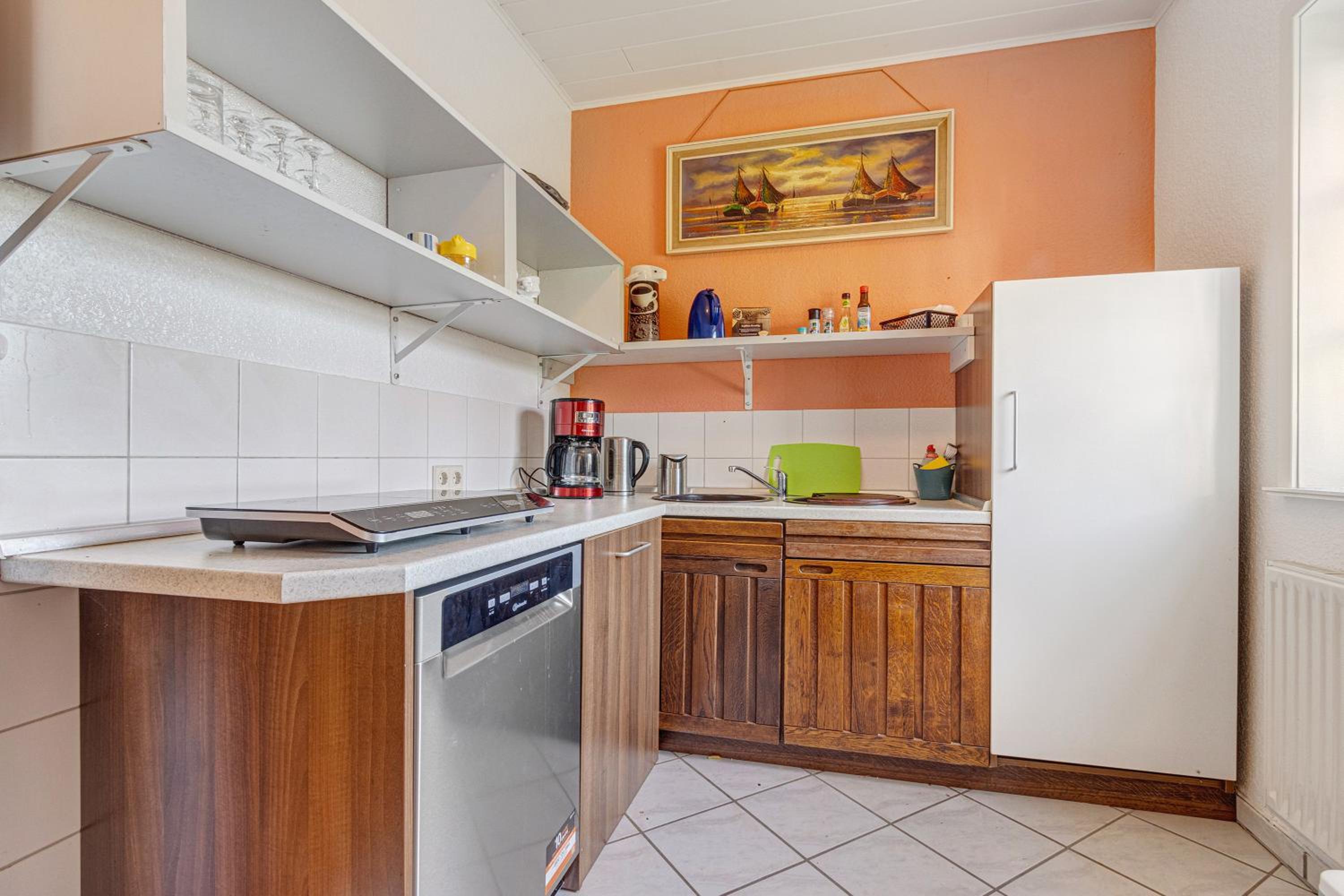 Two-Bedroom House photo 3