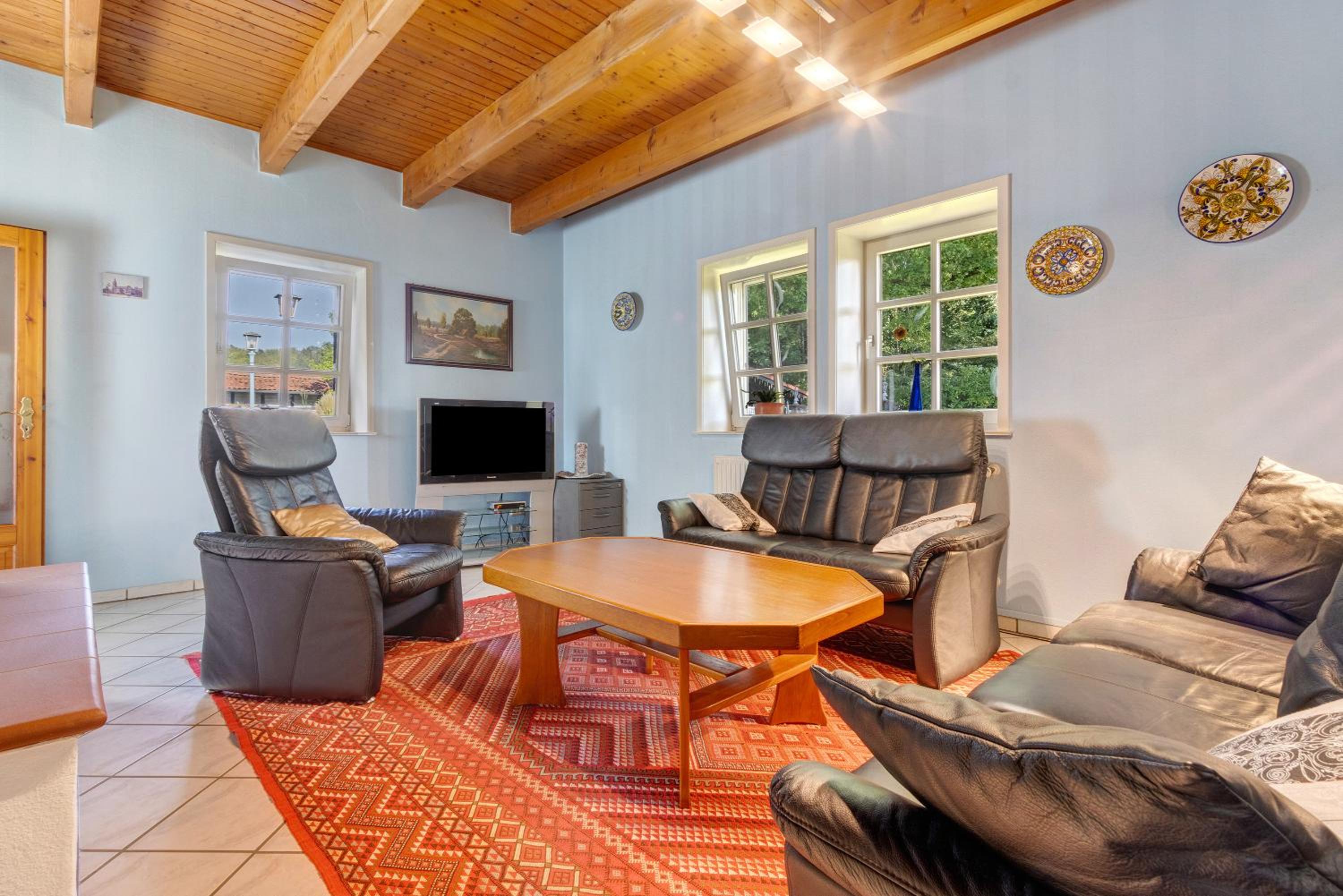 Two-Bedroom House photo 2