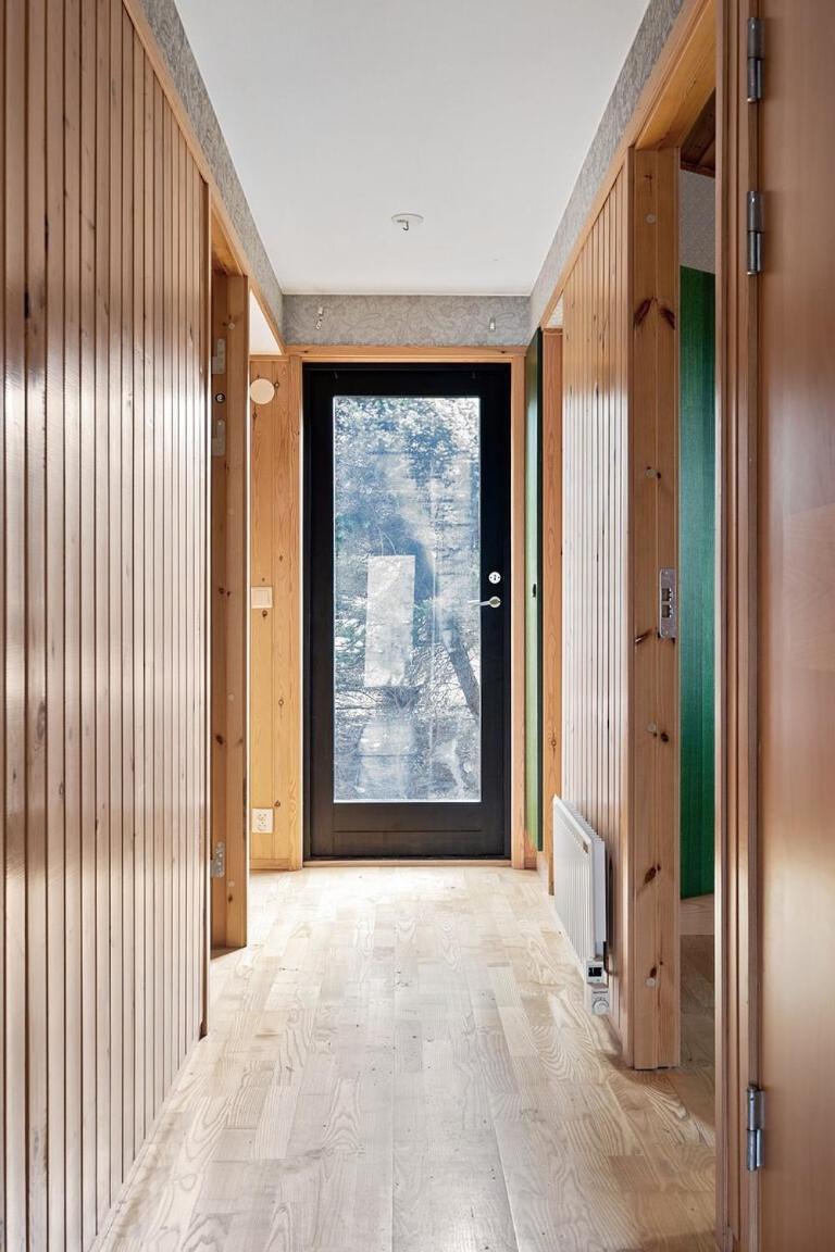 Two-Bedroom House photo 2