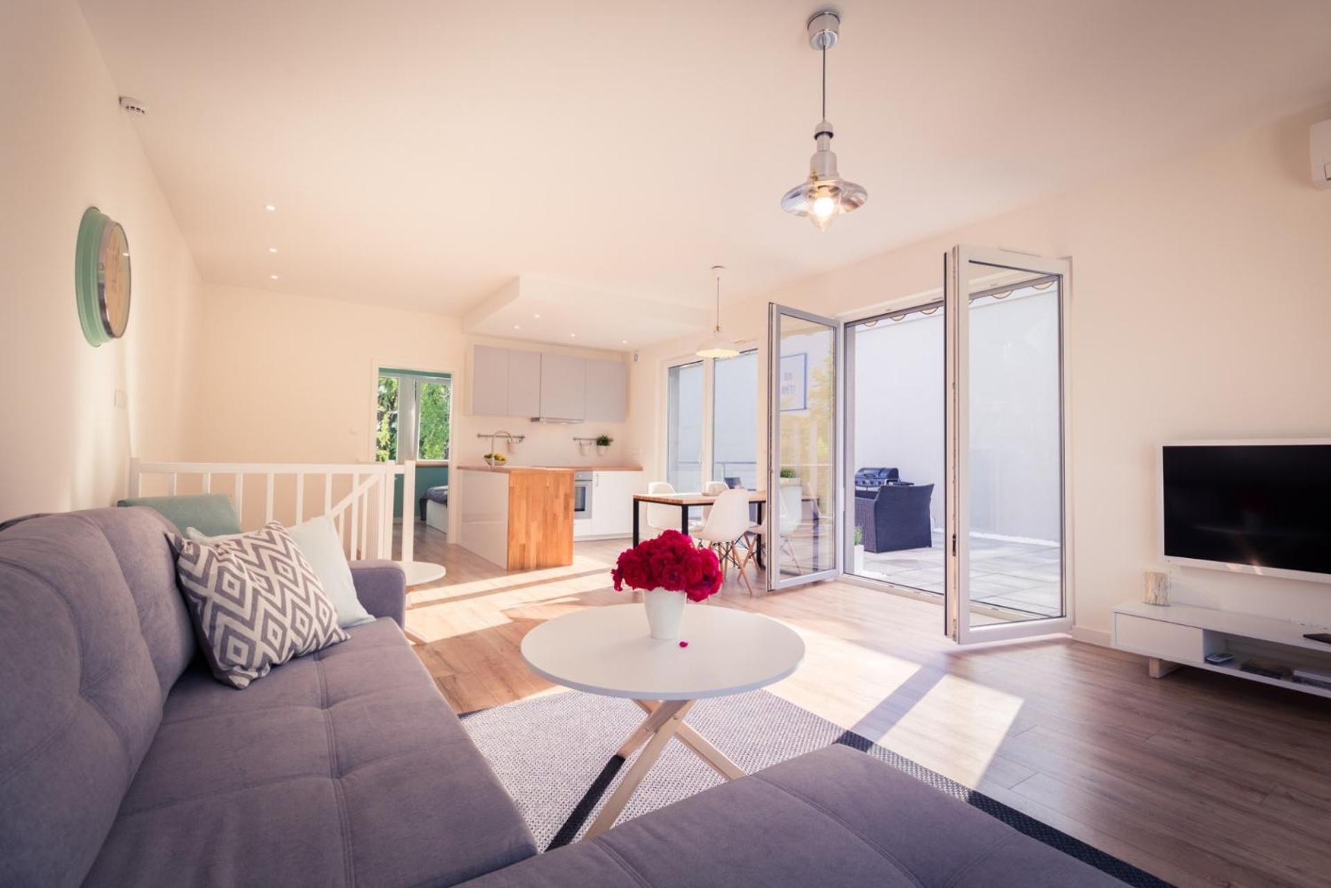 Duplex Apartment - Photo 1