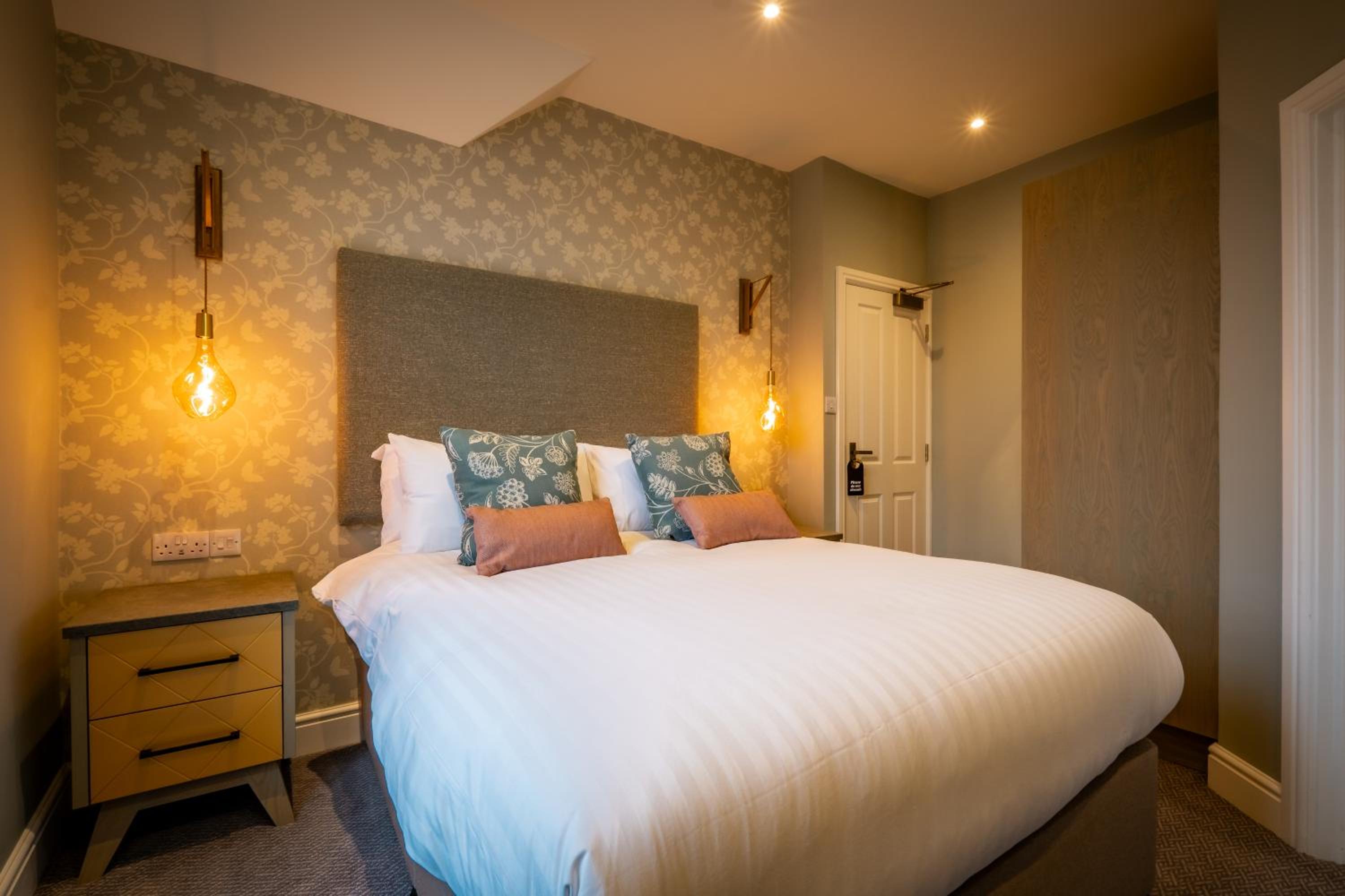 Double Room with Private Bathroom photo 2