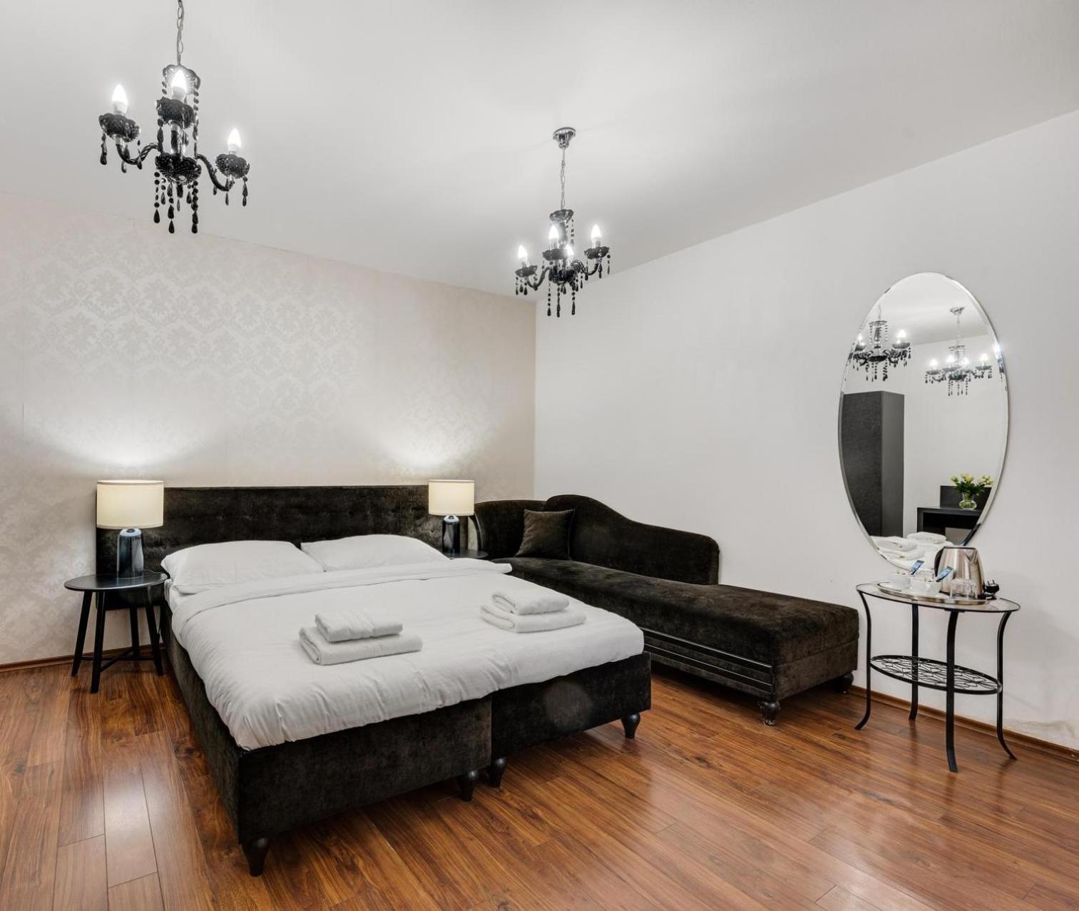 Standard Double or Twin Room - Photo 22