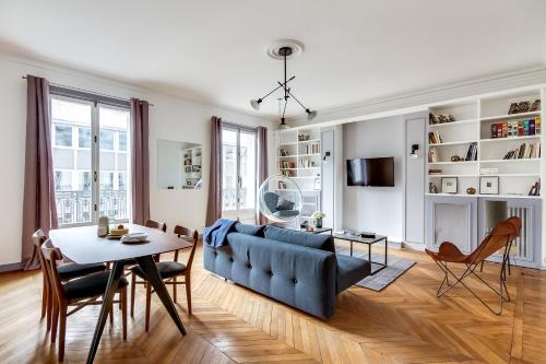 Three-Bedroom Apartment photo 1