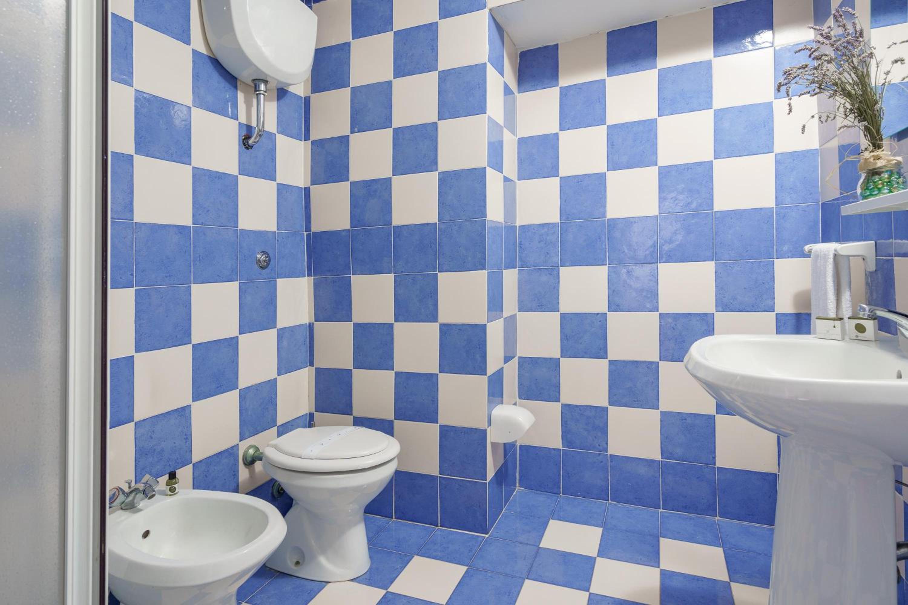 Apartment - Photo 14