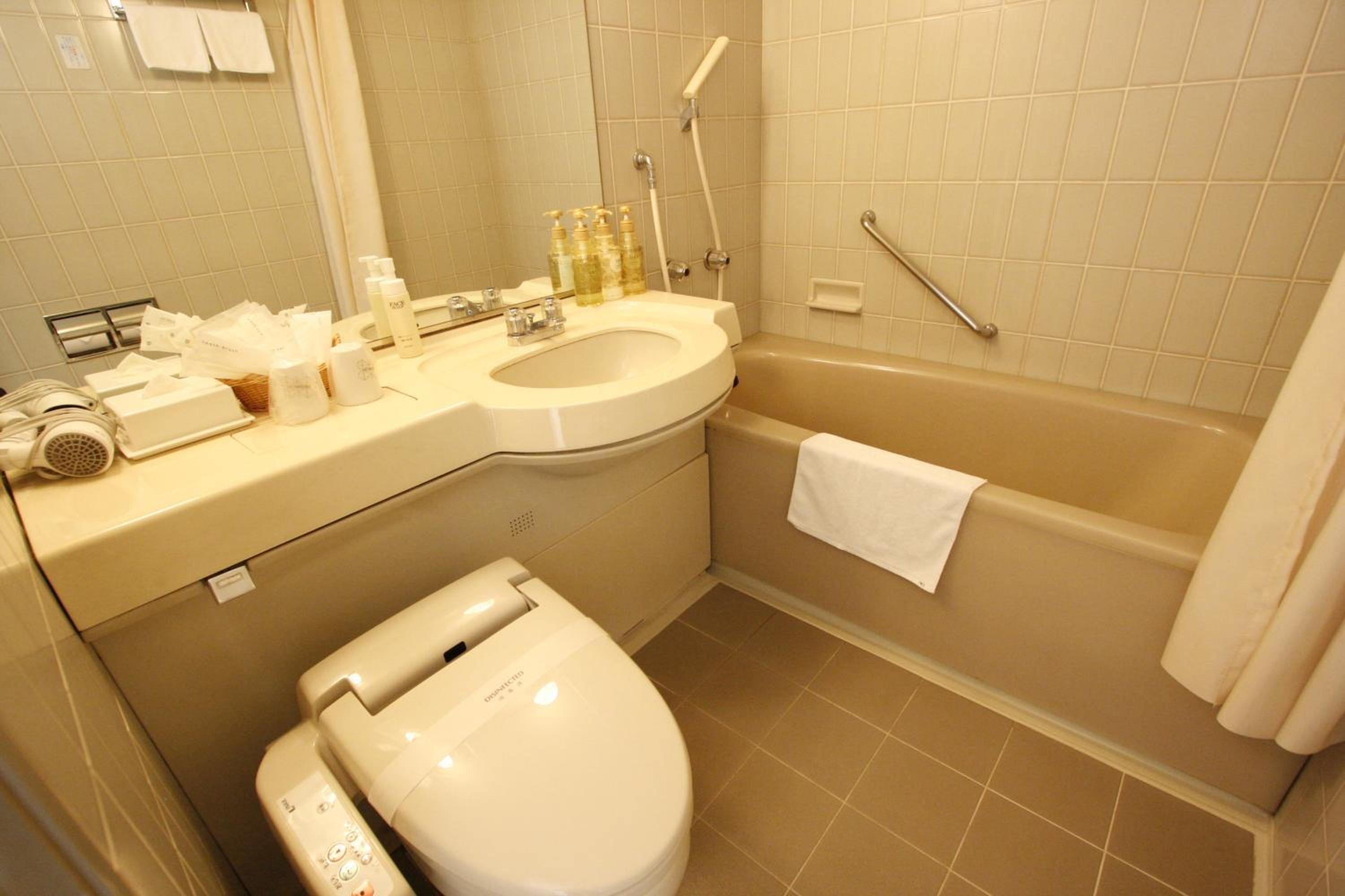 Double Room - Non-Smoking photo 2