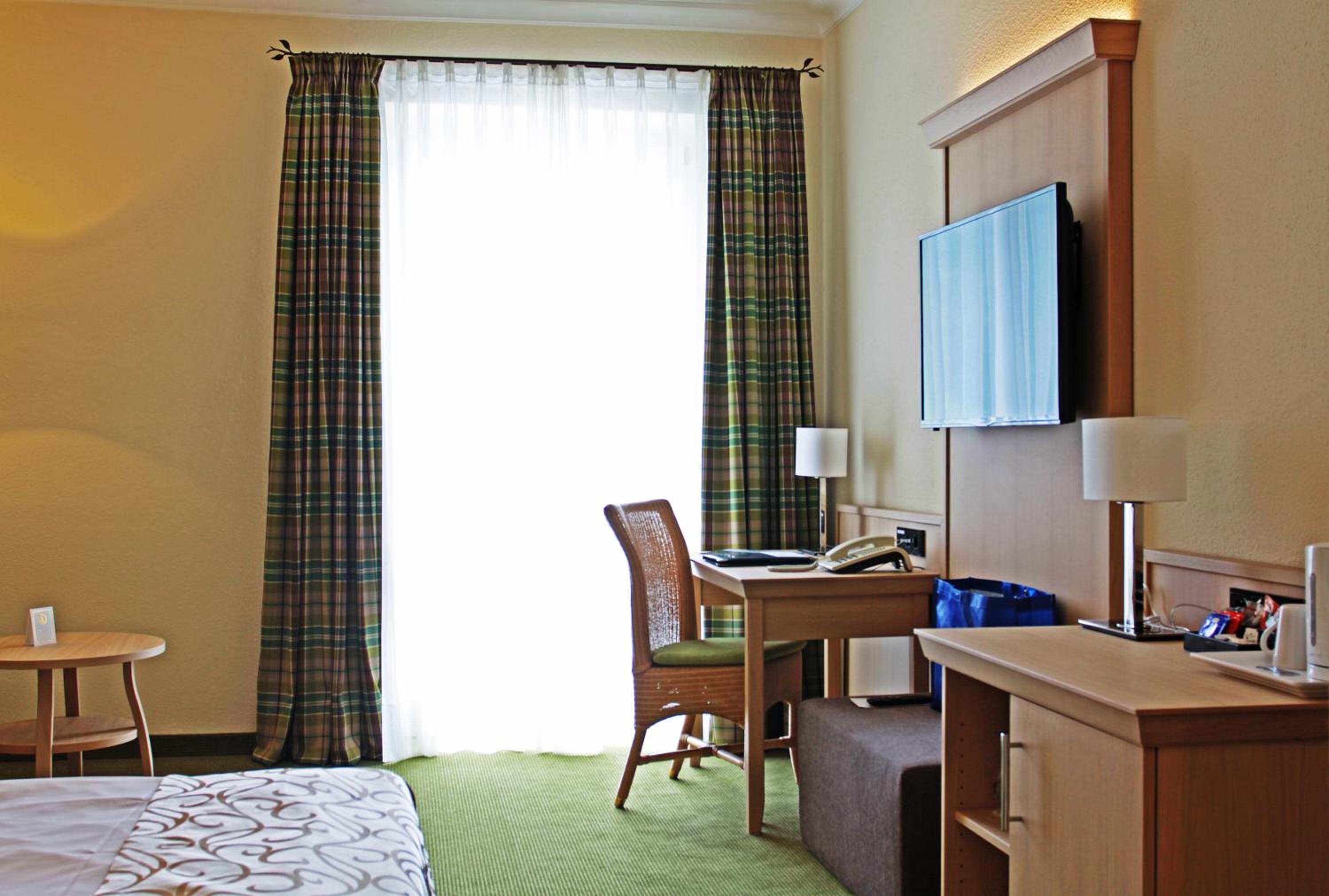 Single Room with Lake View photo 3
