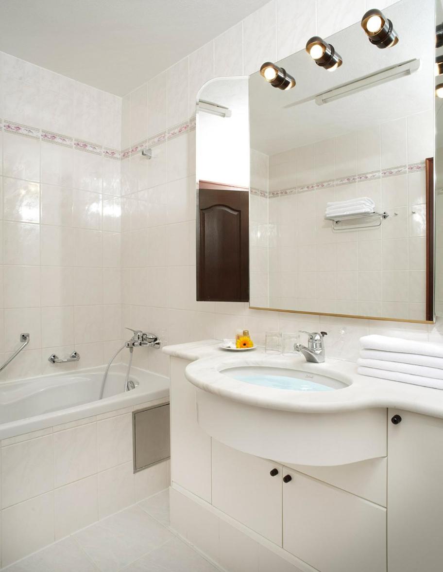 Apartment - Photo 3
