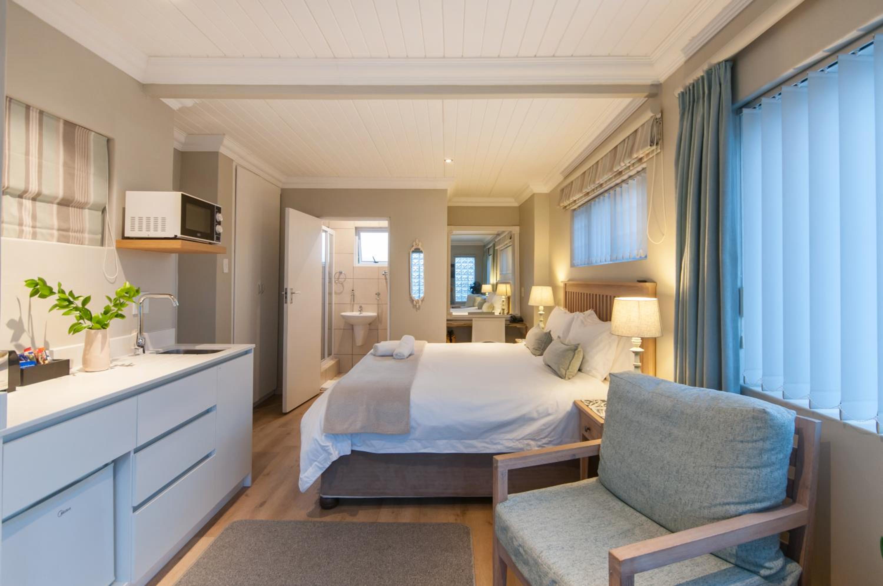 Superior Twin Room - Photo 3