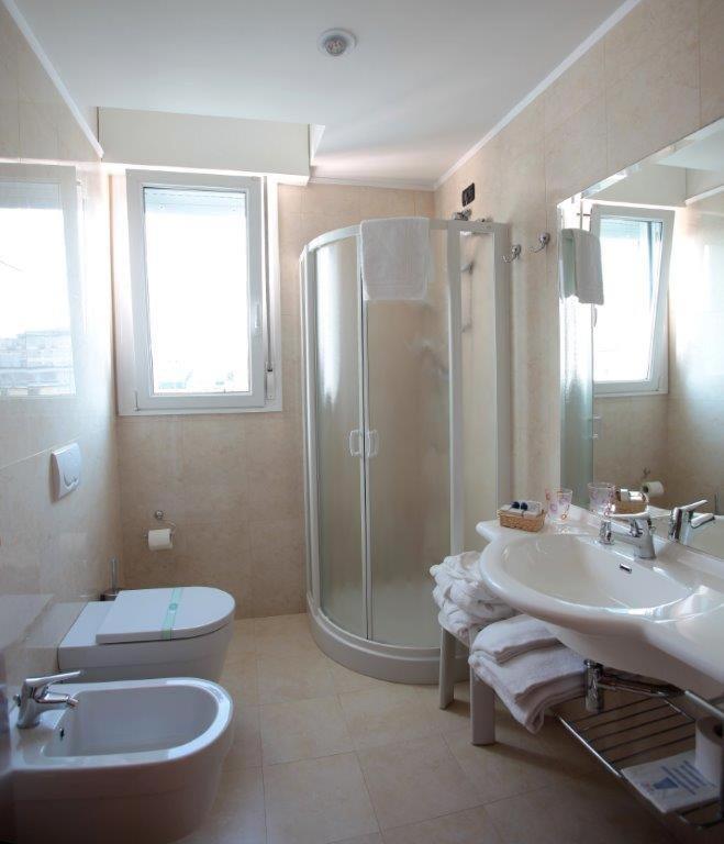 Junior Suite with Sea View photo 3