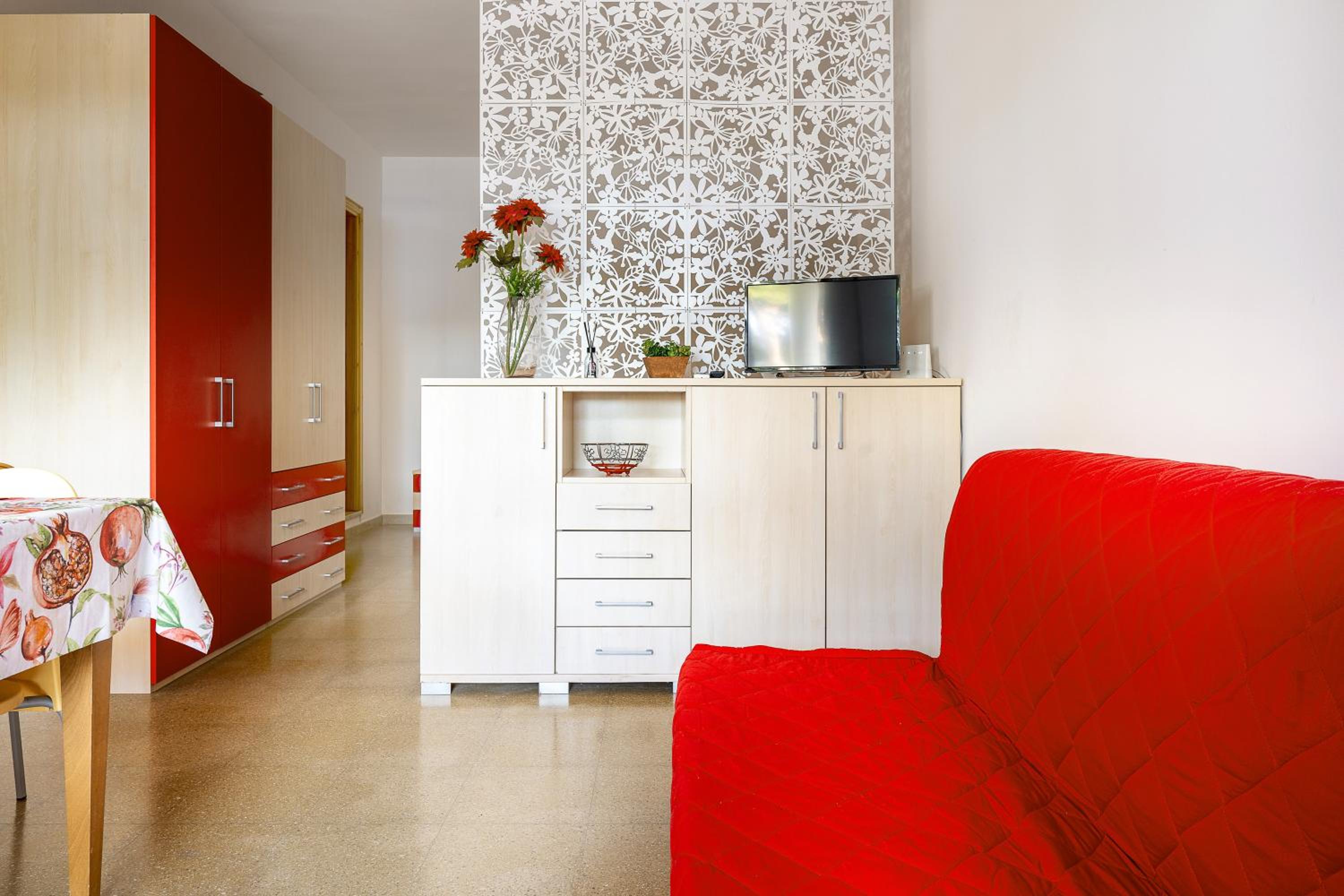 Superior One-Bedroom Apartment with Balcony