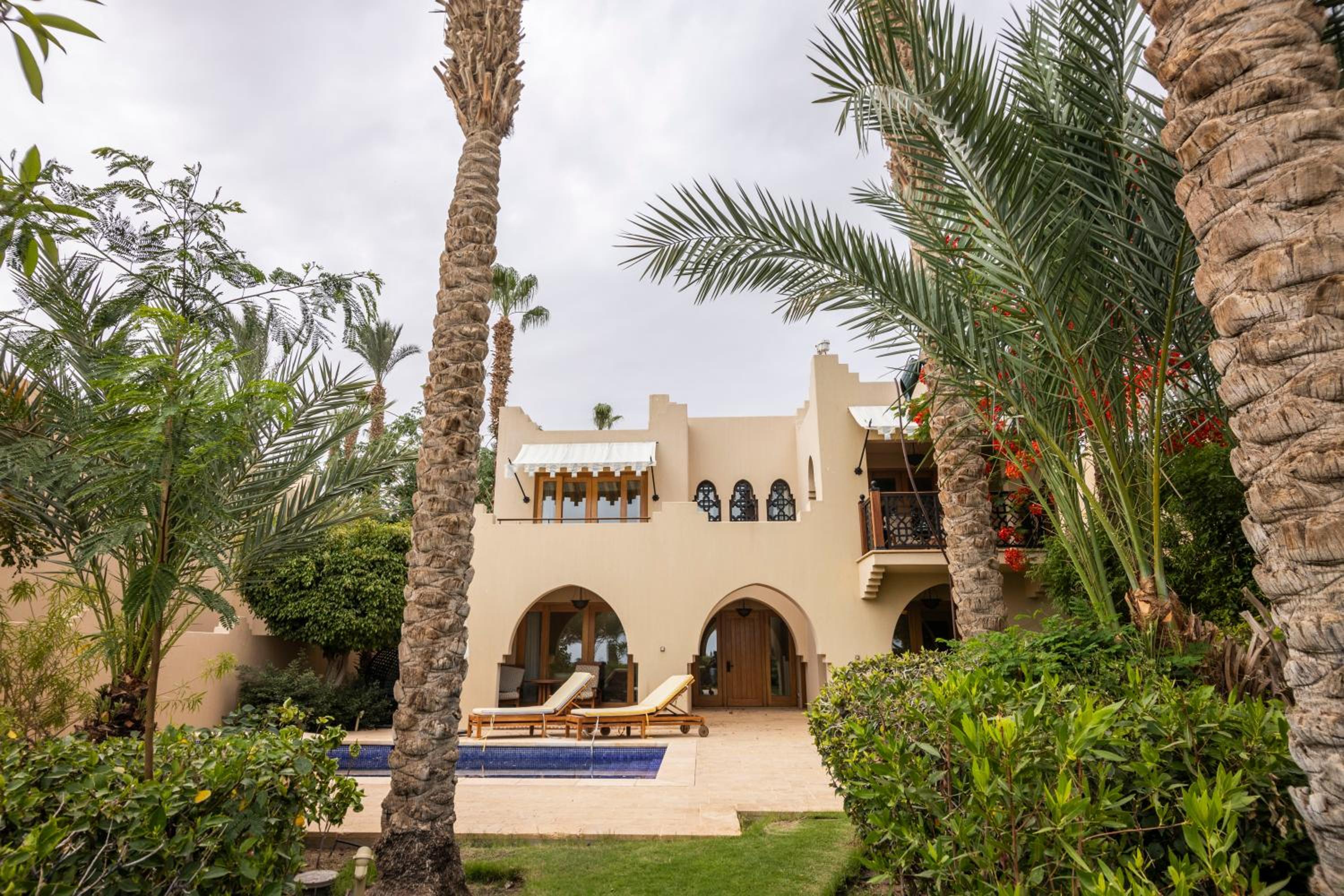 Four-Bedroom Sea View & Private Pool Royal Villa