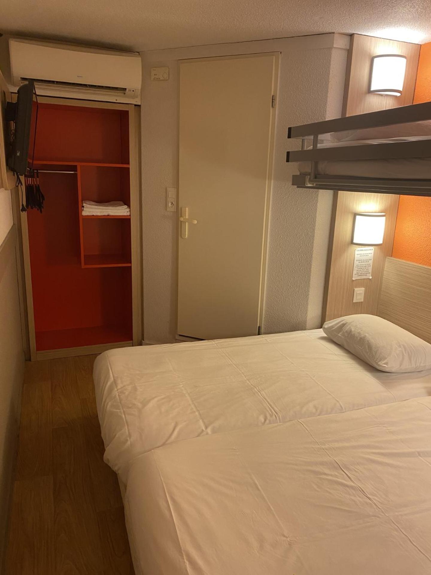 Triple Room - Photo 1