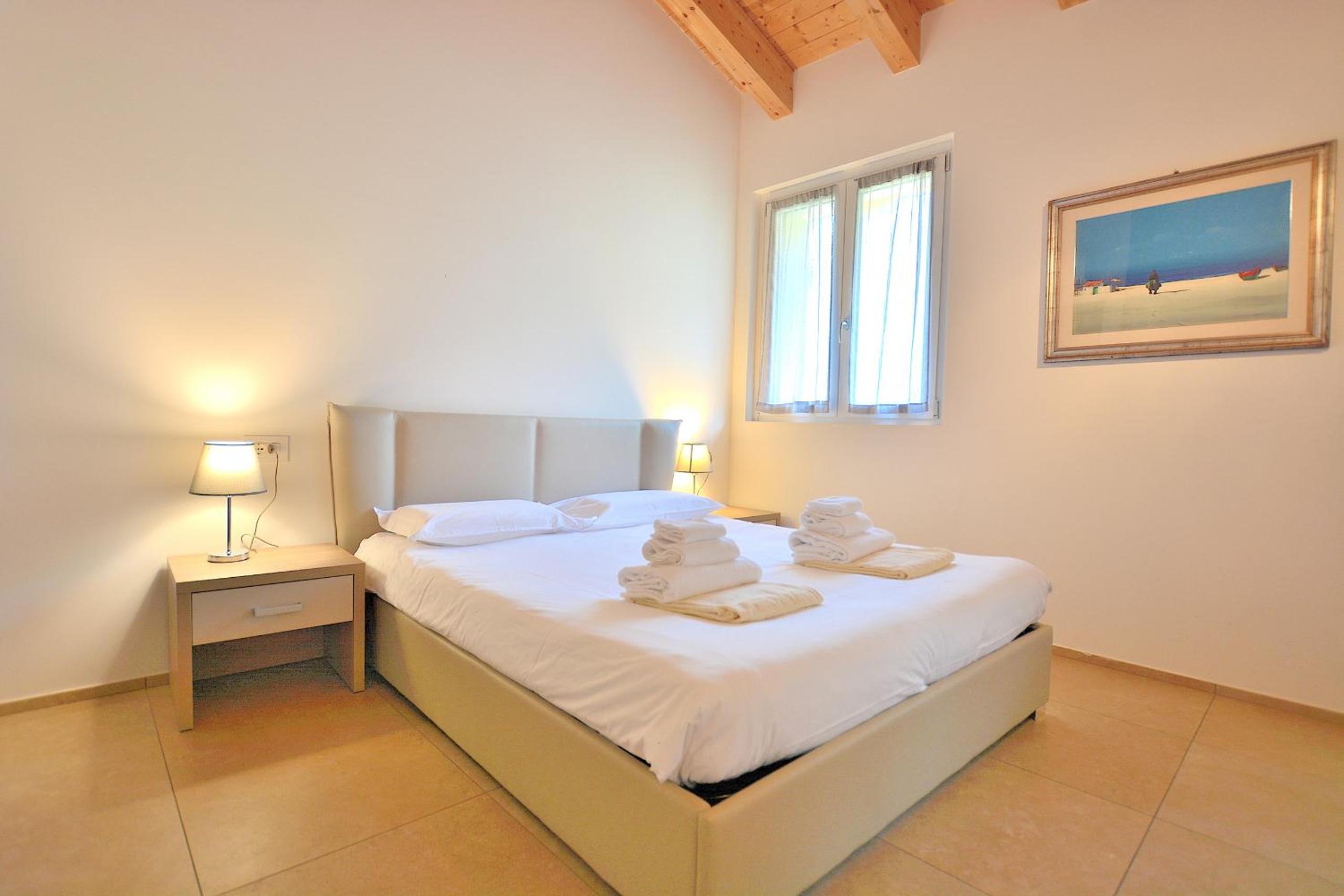 Apartment with Lake View photo 1