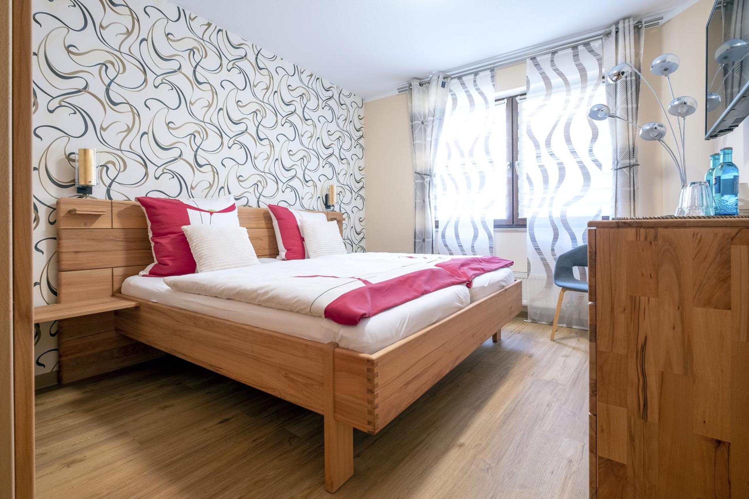 Double Room with Private Bathroom - Photo 1