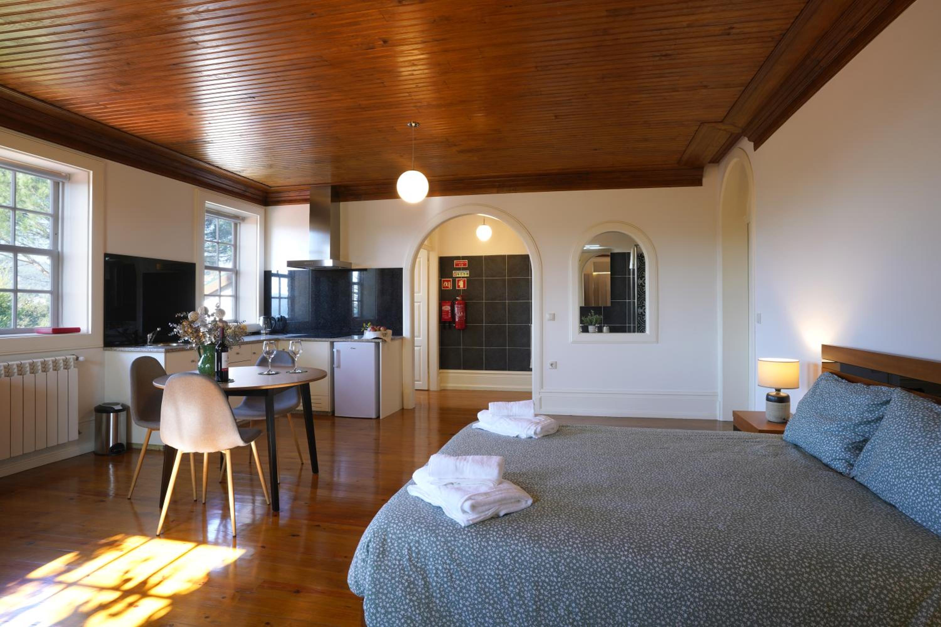 Triple Room with Pool View photo 1